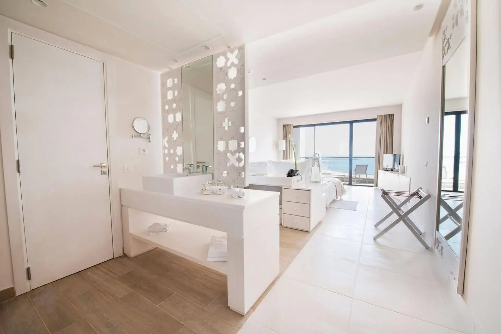 Deluxe Double or Twin Suite with Sea View in La Badira - Adult Only Deluxe Double or Twin Suite with Sea View in La Badira - Adult Only