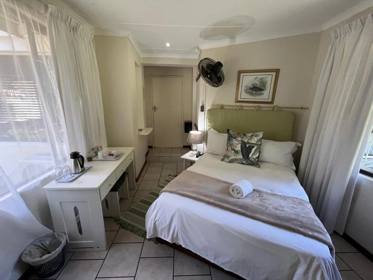 Bed in The Guest House Pongola