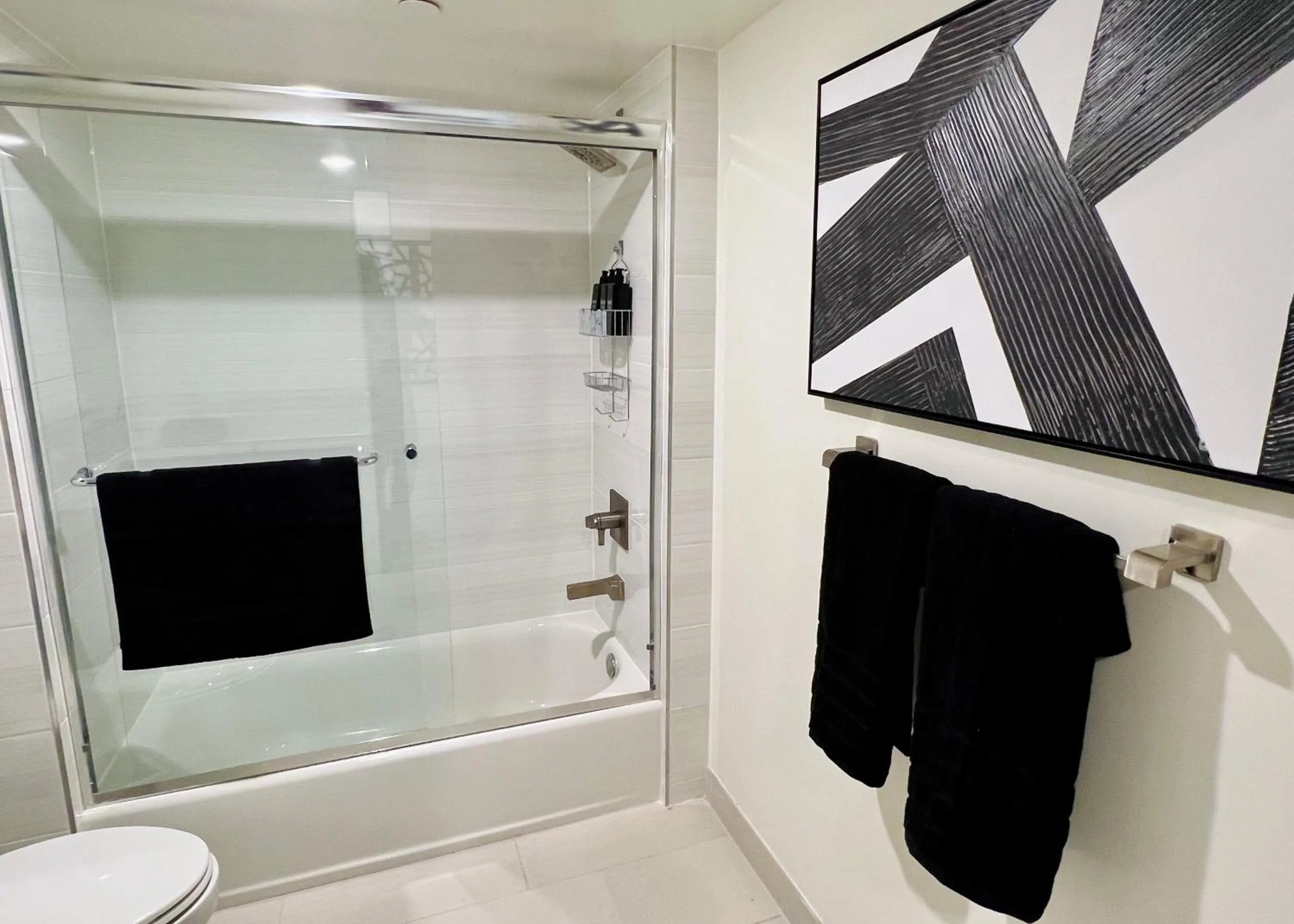 Century City Chic 4 sleep free parking 402