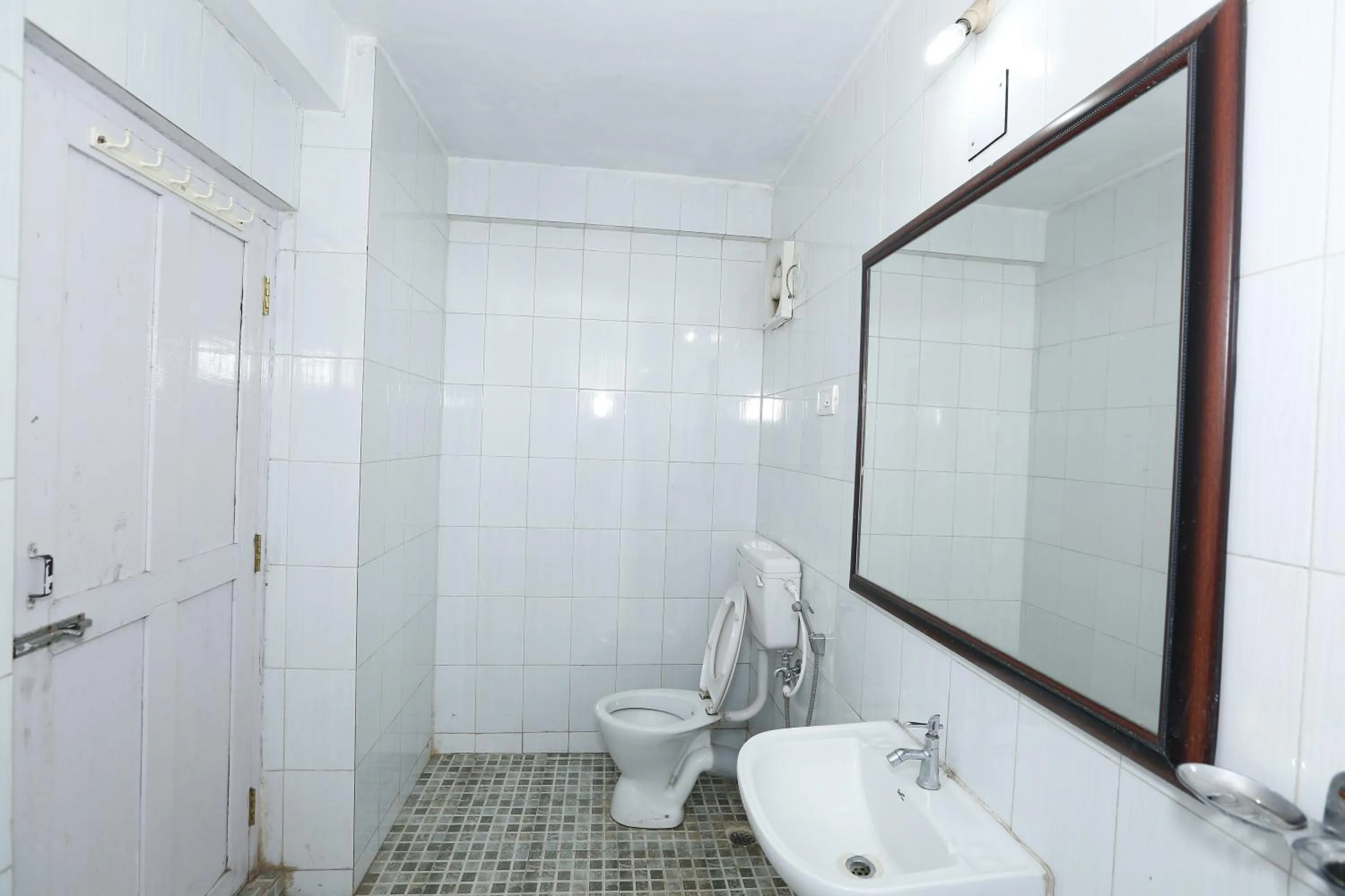 Toilet in Hotel Sri Balaji