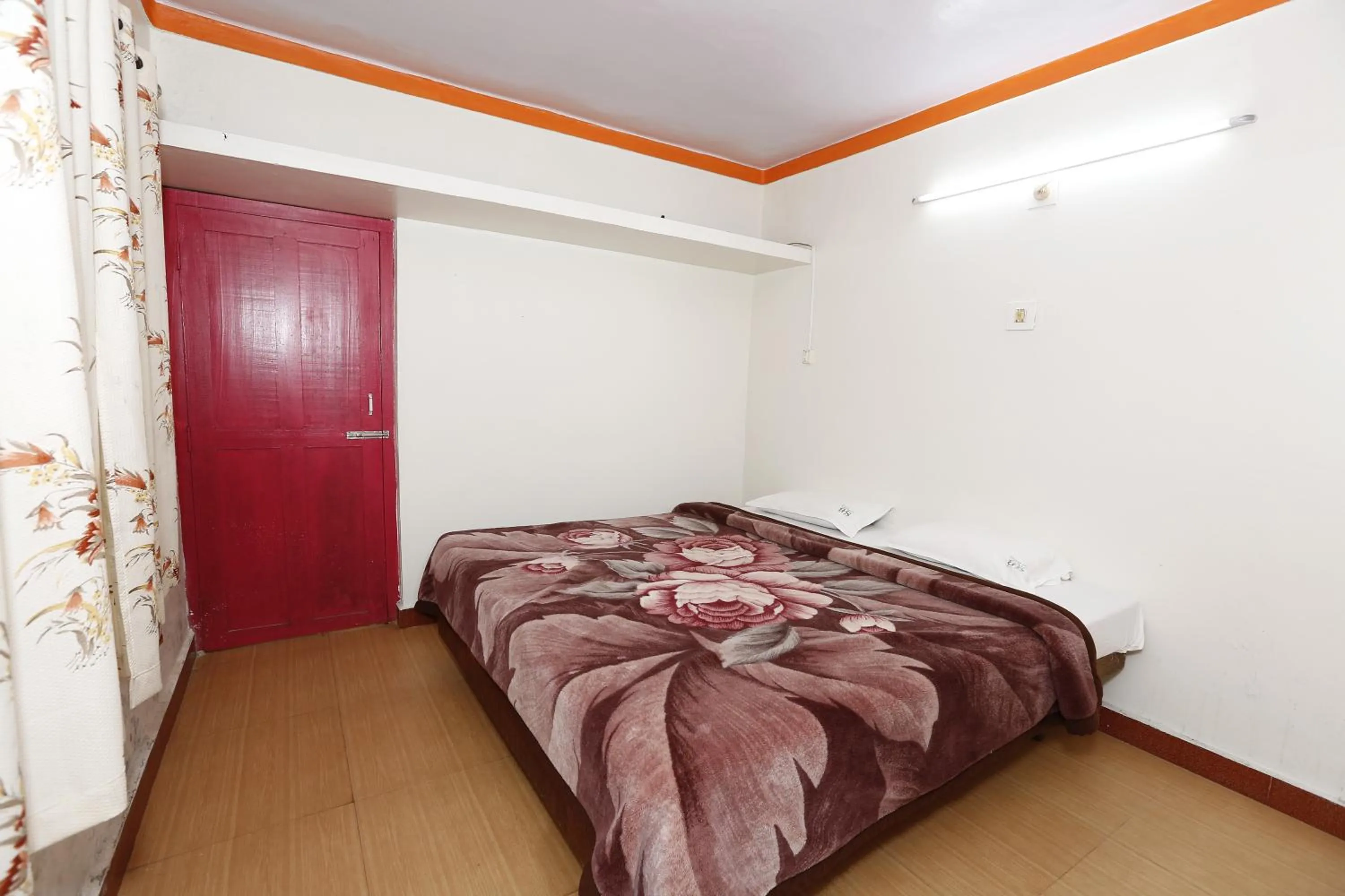 Bedroom, Bed in Hotel Sri Balaji