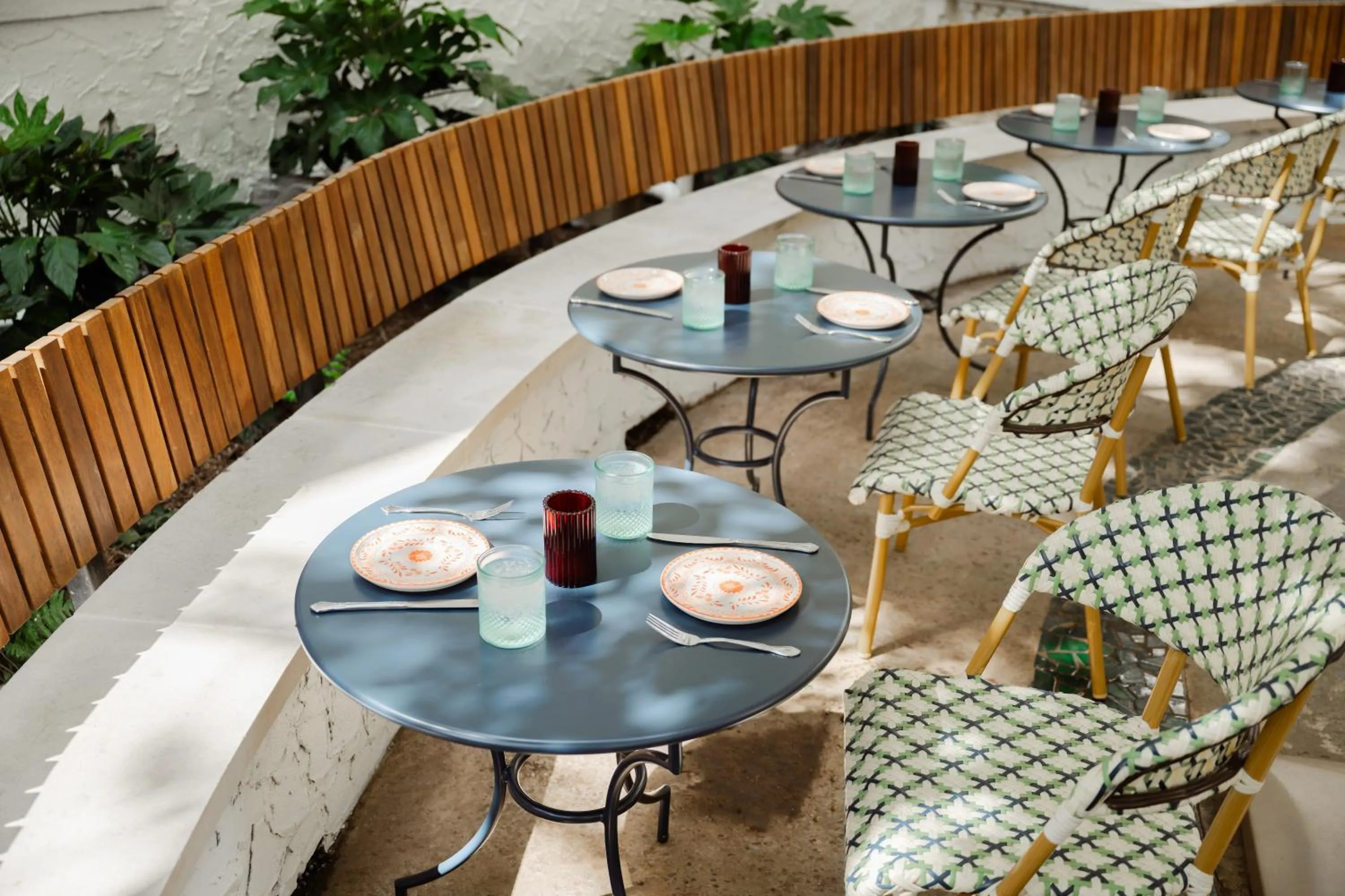 Restaurant/places to eat in Hotel Granada, a Design Hotel