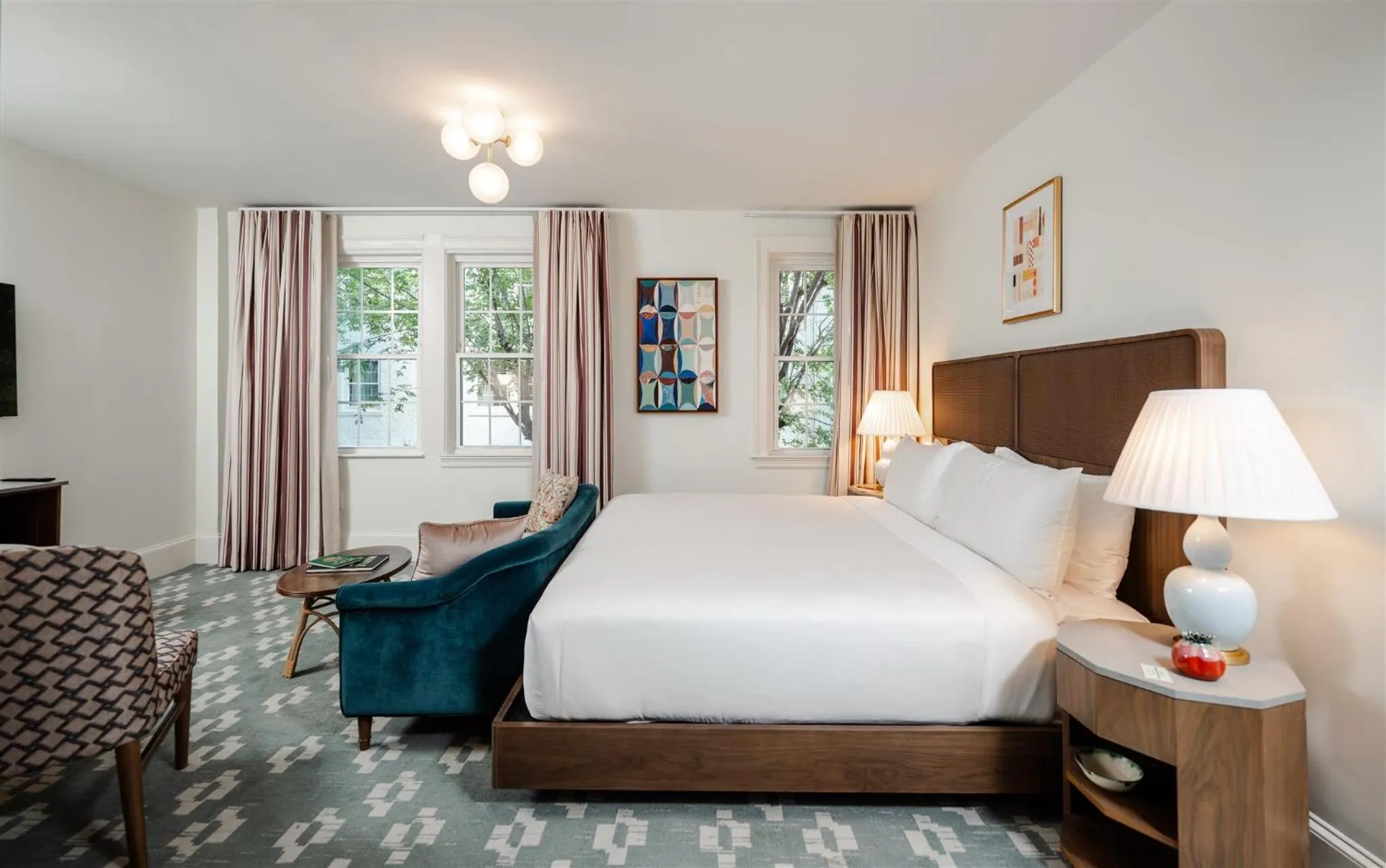 VIP, Bed in Hotel Granada, a Design Hotel