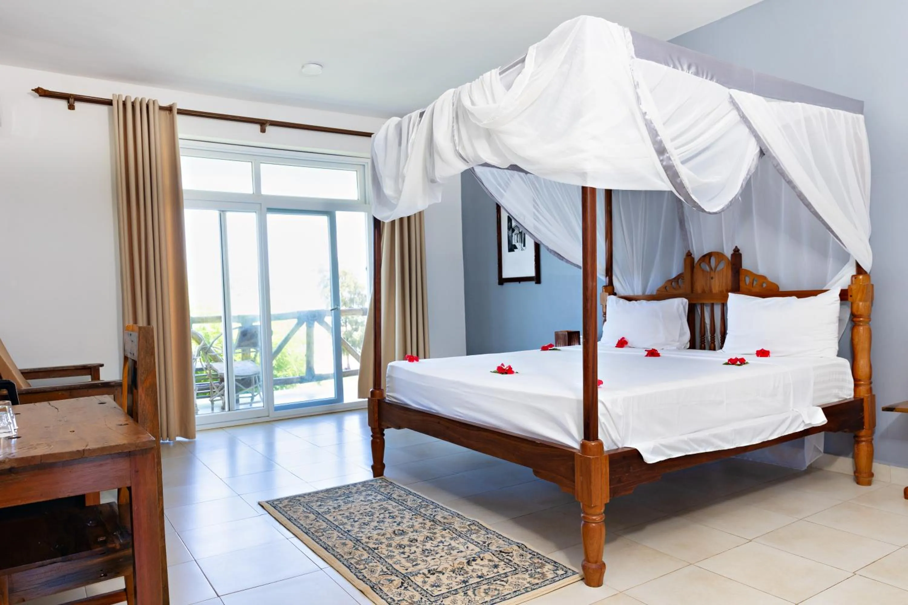 Bed in Tanzanite Beach Resort