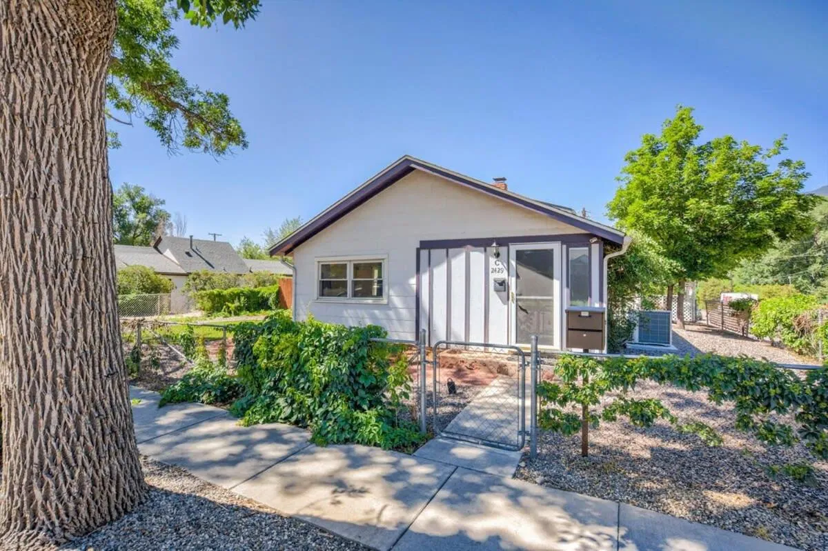 Modern Cottage 1BDComfy Home In Old Colorado