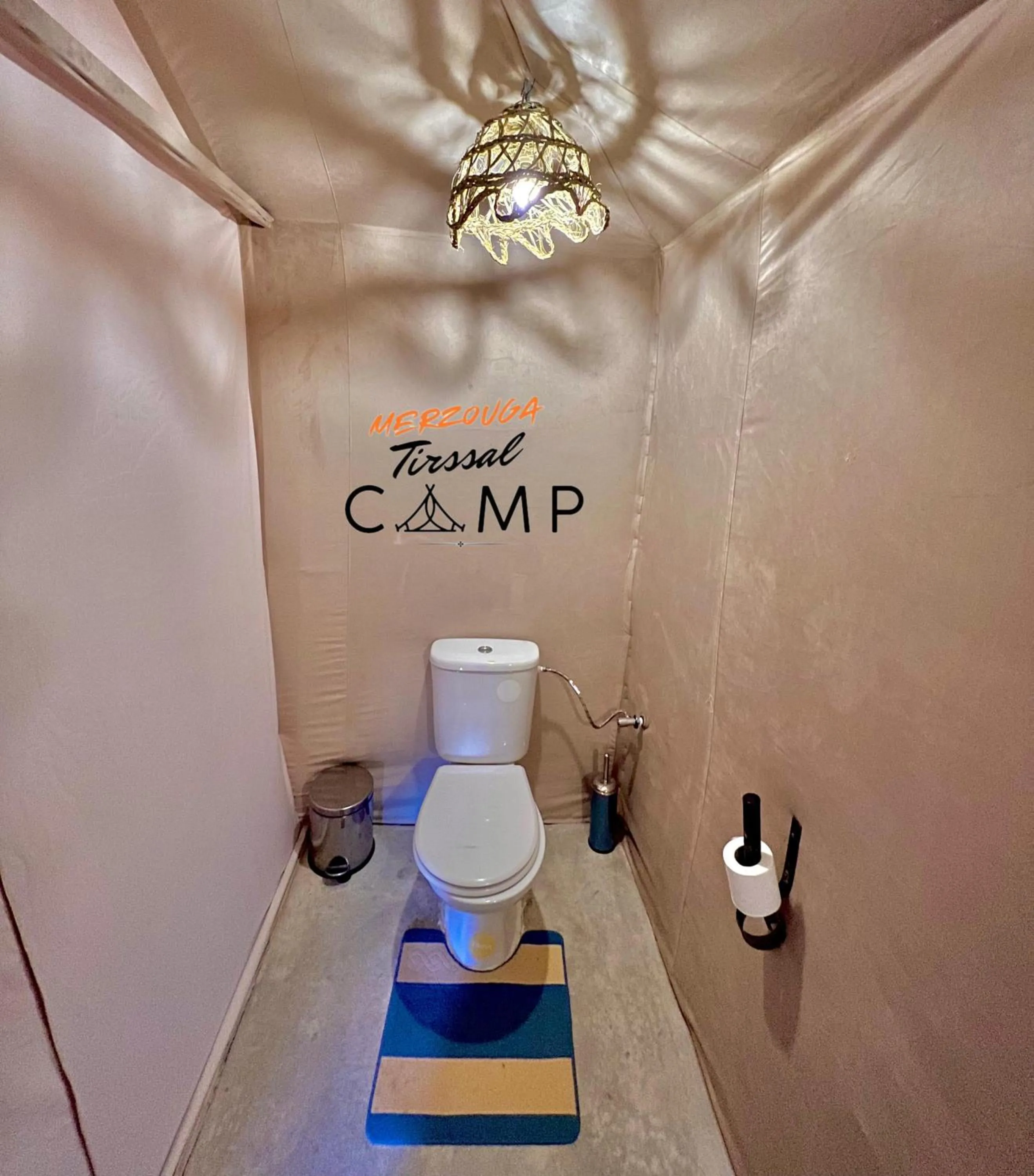 Toilet in Merzouga Tirssal Camp