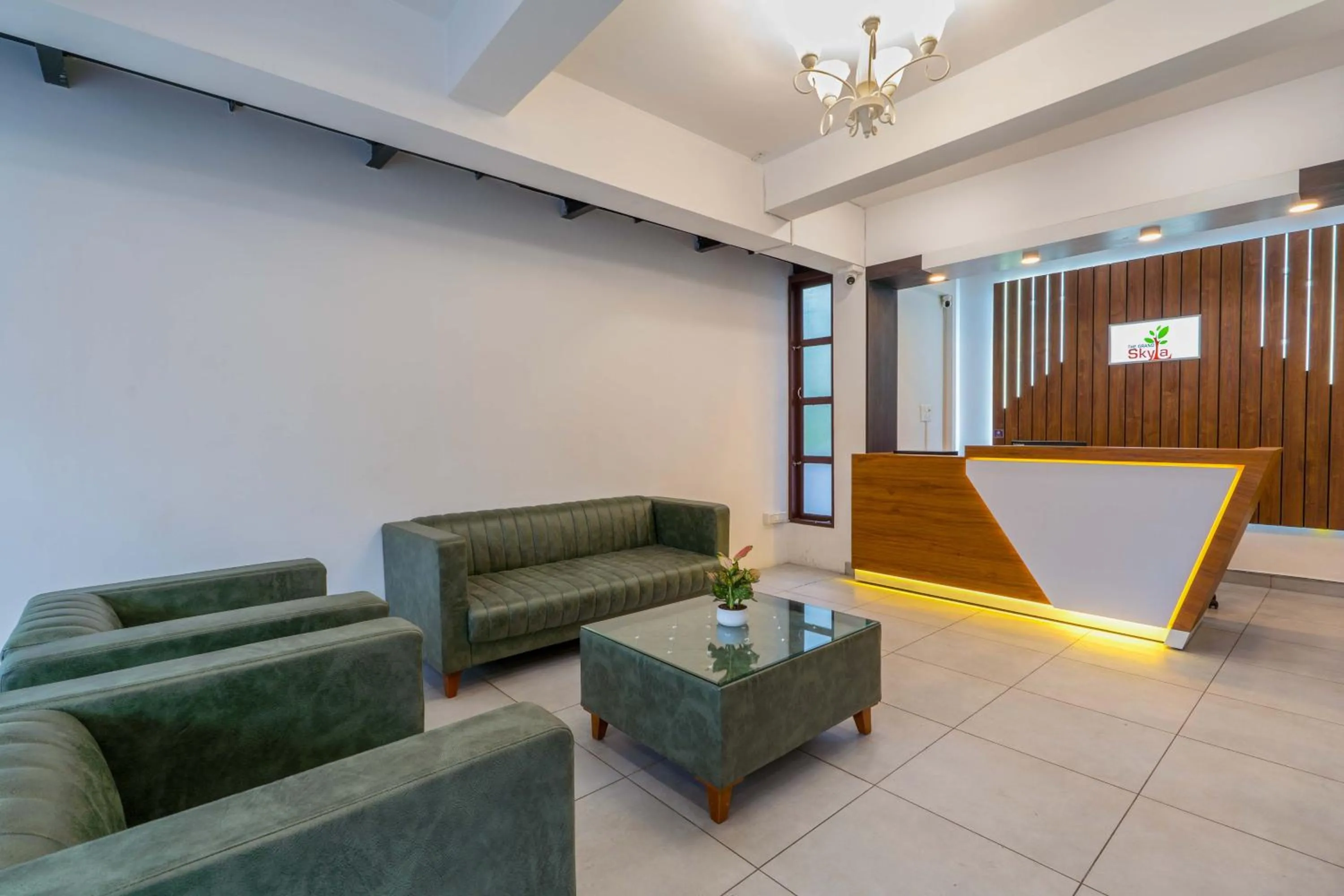 Lobby or reception in Treebo The Grand Skyla, Malleshwaram