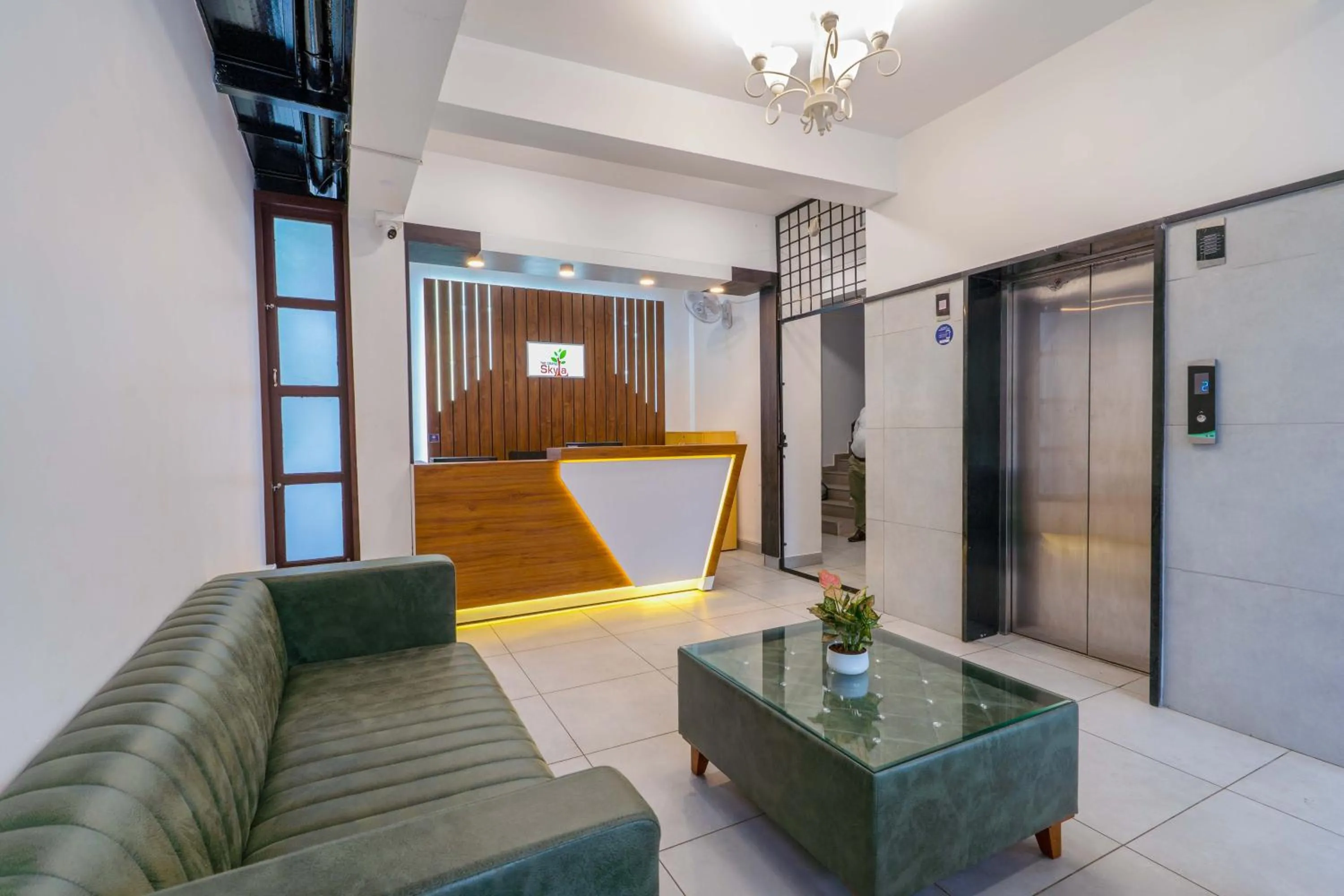 Lobby or reception in Treebo The Grand Skyla, Malleshwaram