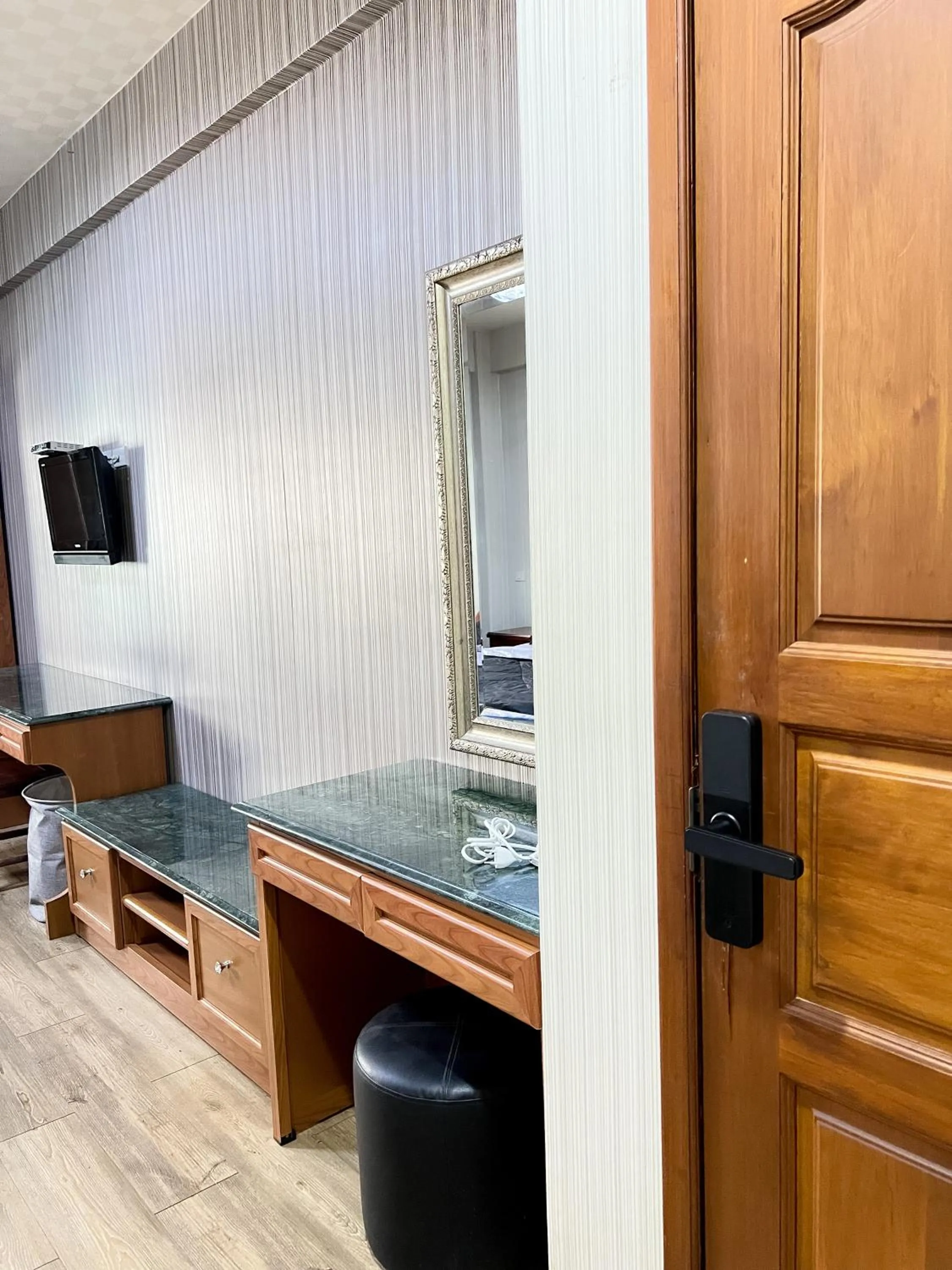 TV and multimedia in Silom Dynasty Hostel