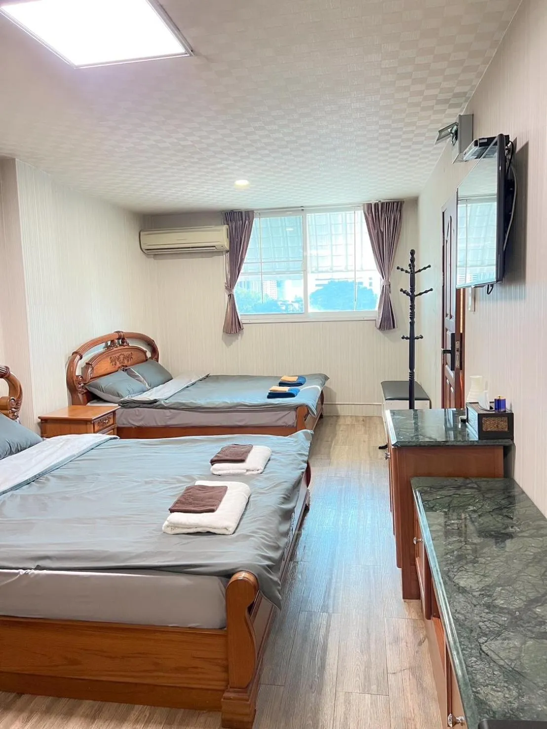 Silom Dynasty Hostel