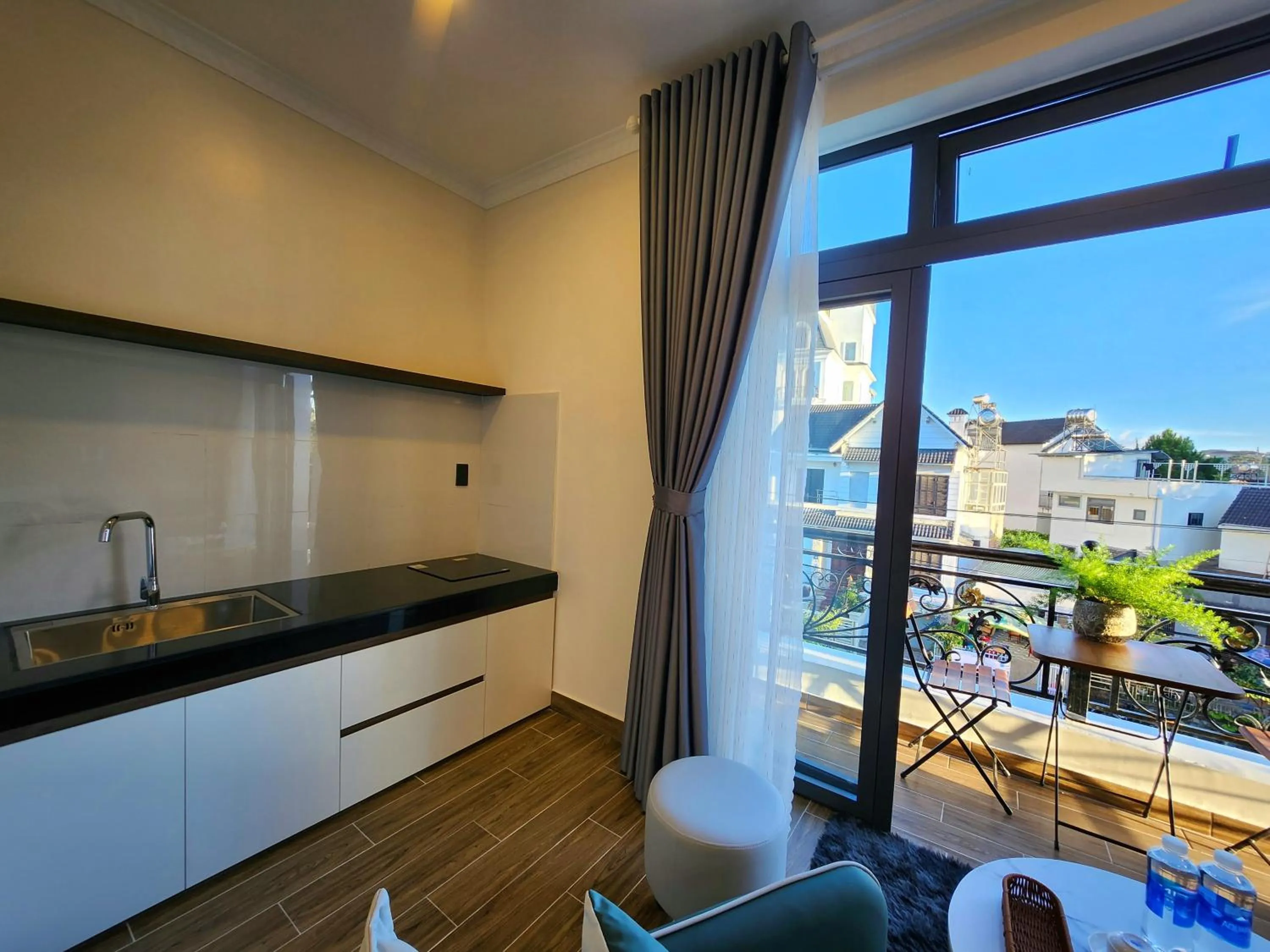 Kitchen or kitchenette in K'SOL - Hotel & Apartment