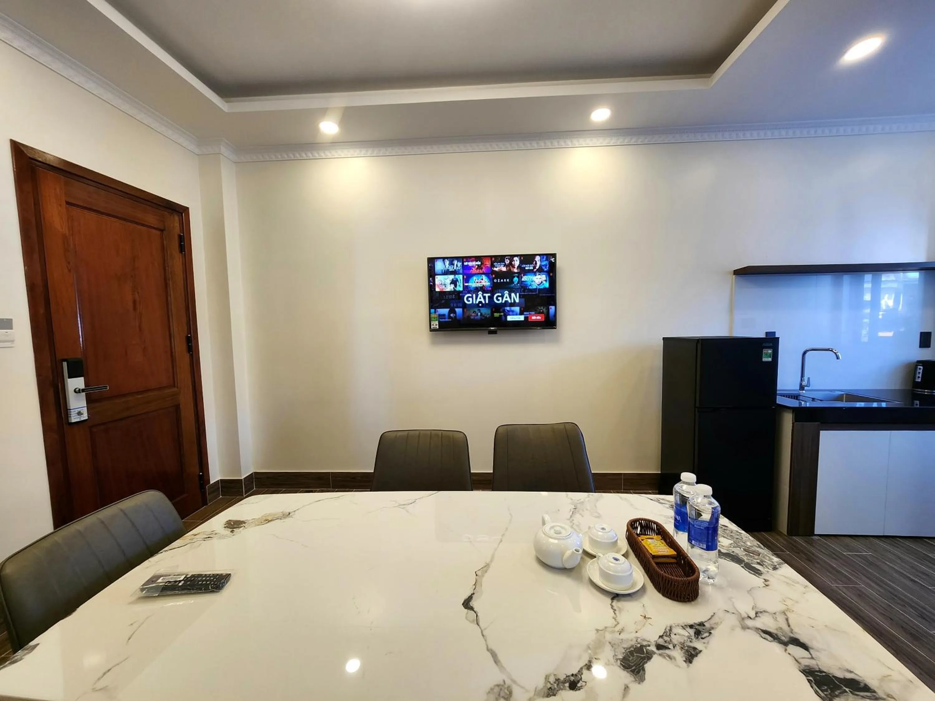 TV and multimedia in K'SOL - Hotel & Apartment