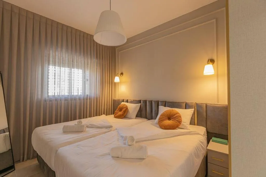 1 BR Apartment in Ha-Neviim St with Mamad