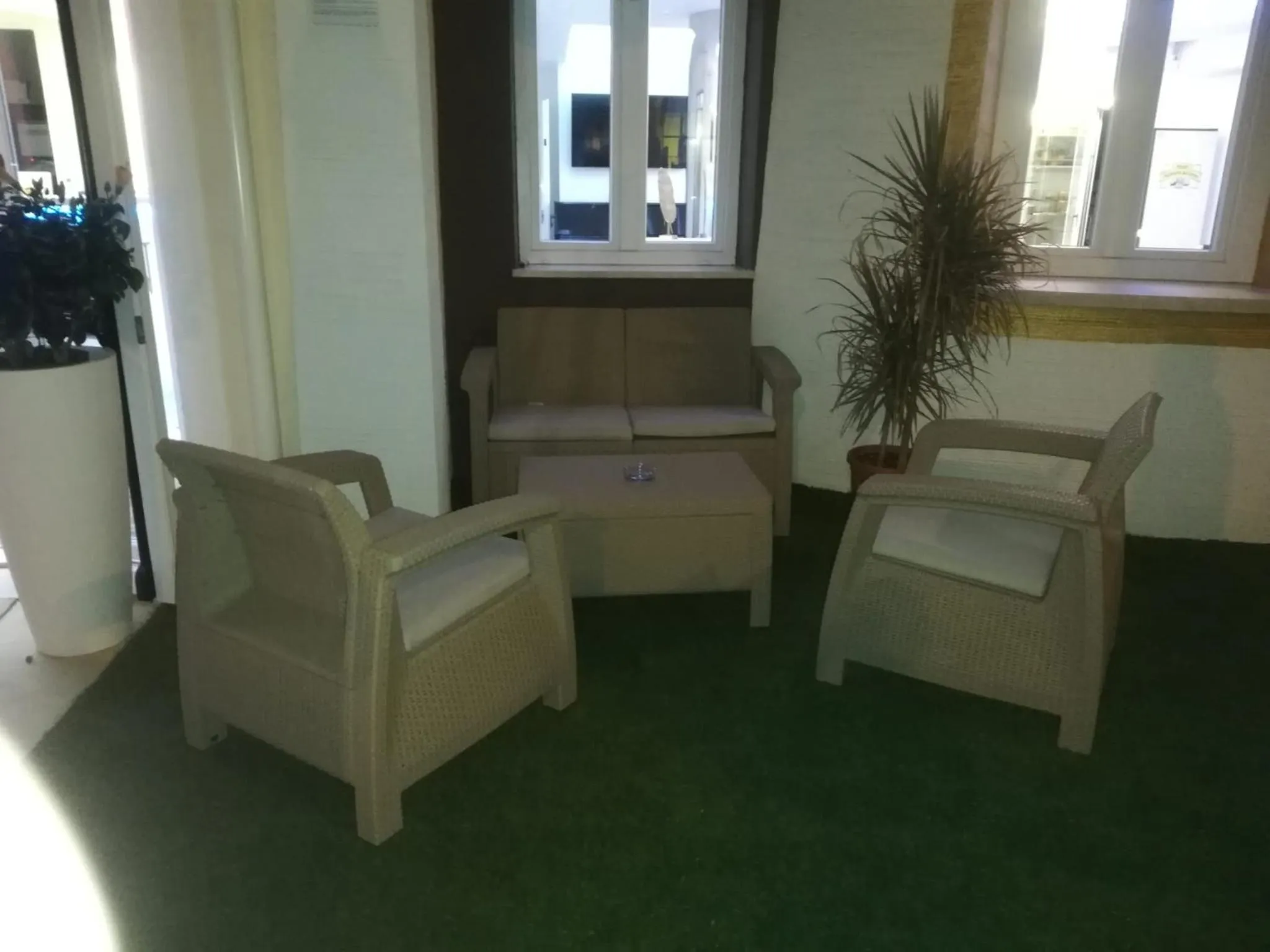 Inner courtyard view in Glorian Hotel