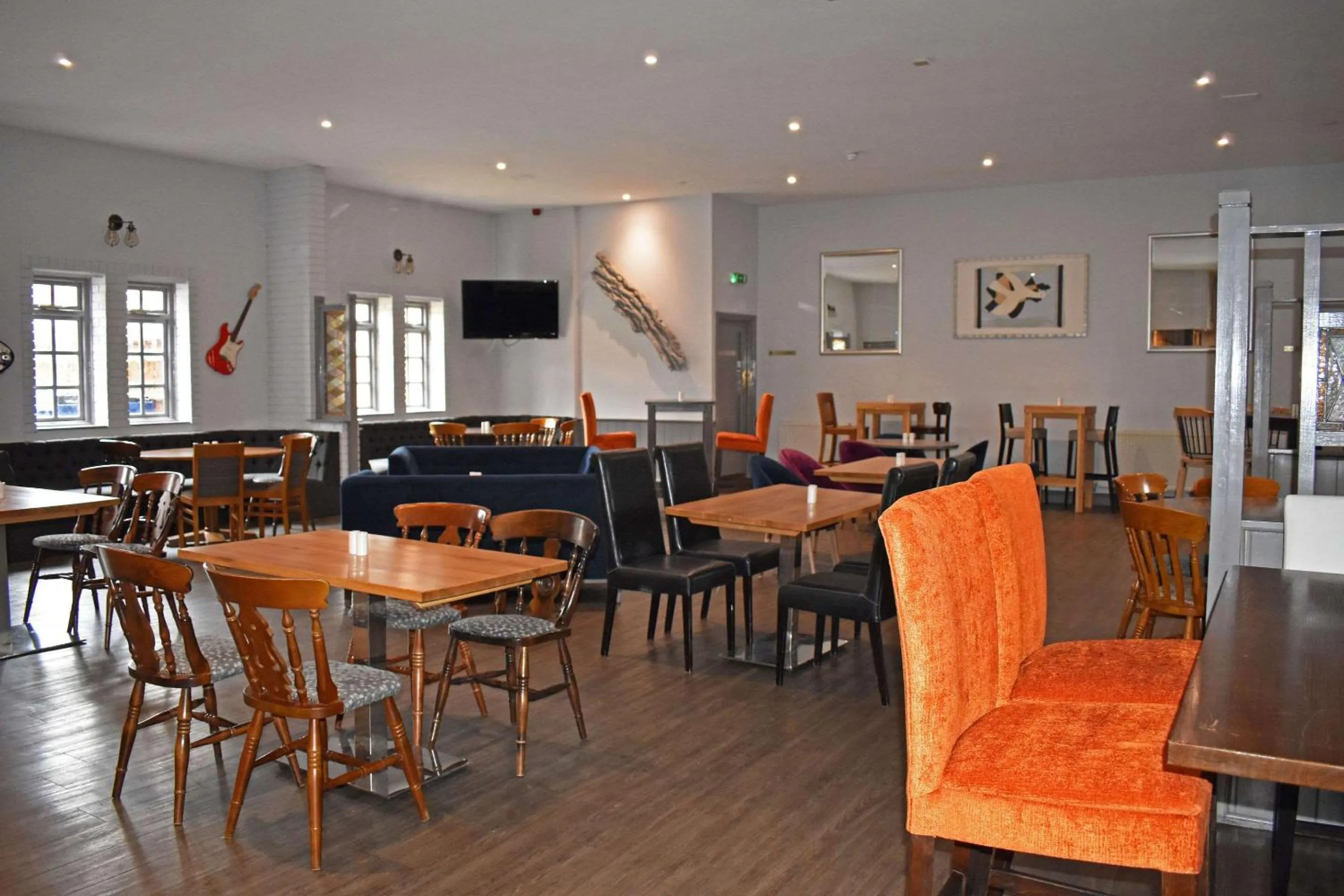Lounge or bar in Quality Hotel Coventry