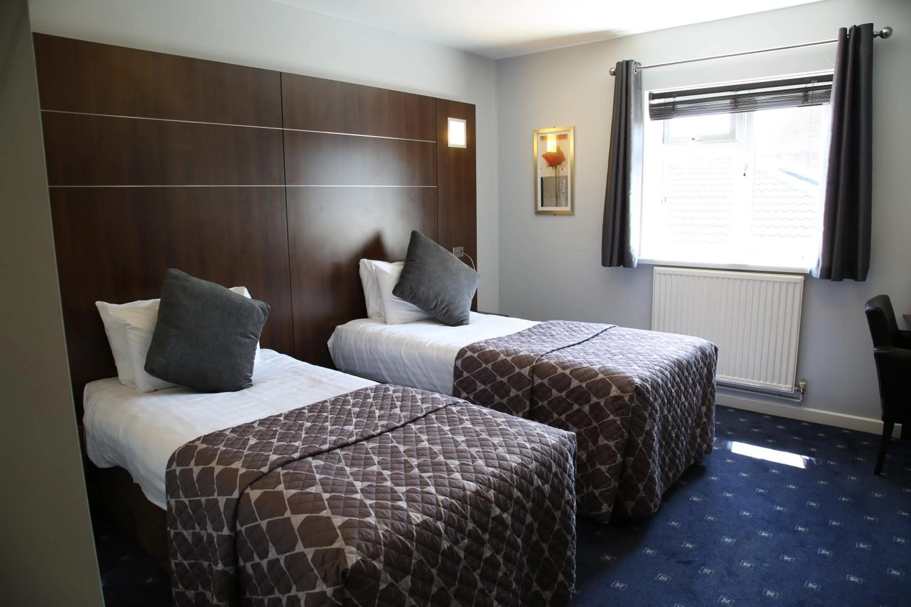 Bed in Quality Hotel Coventry