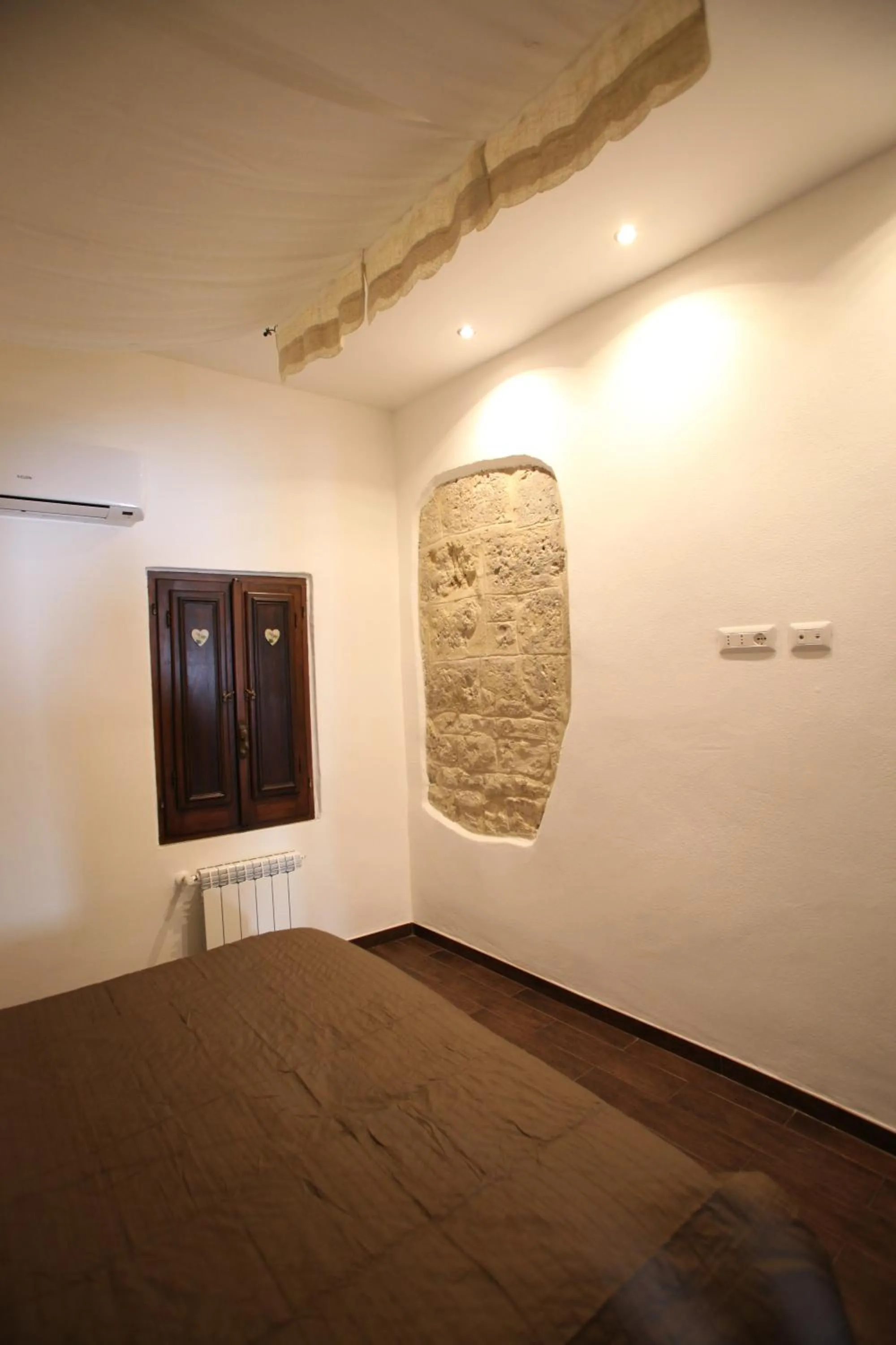 Decorative detail in Rifugio Degli Svevi