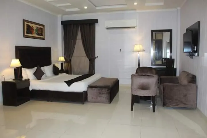 Javson Airport Hotel