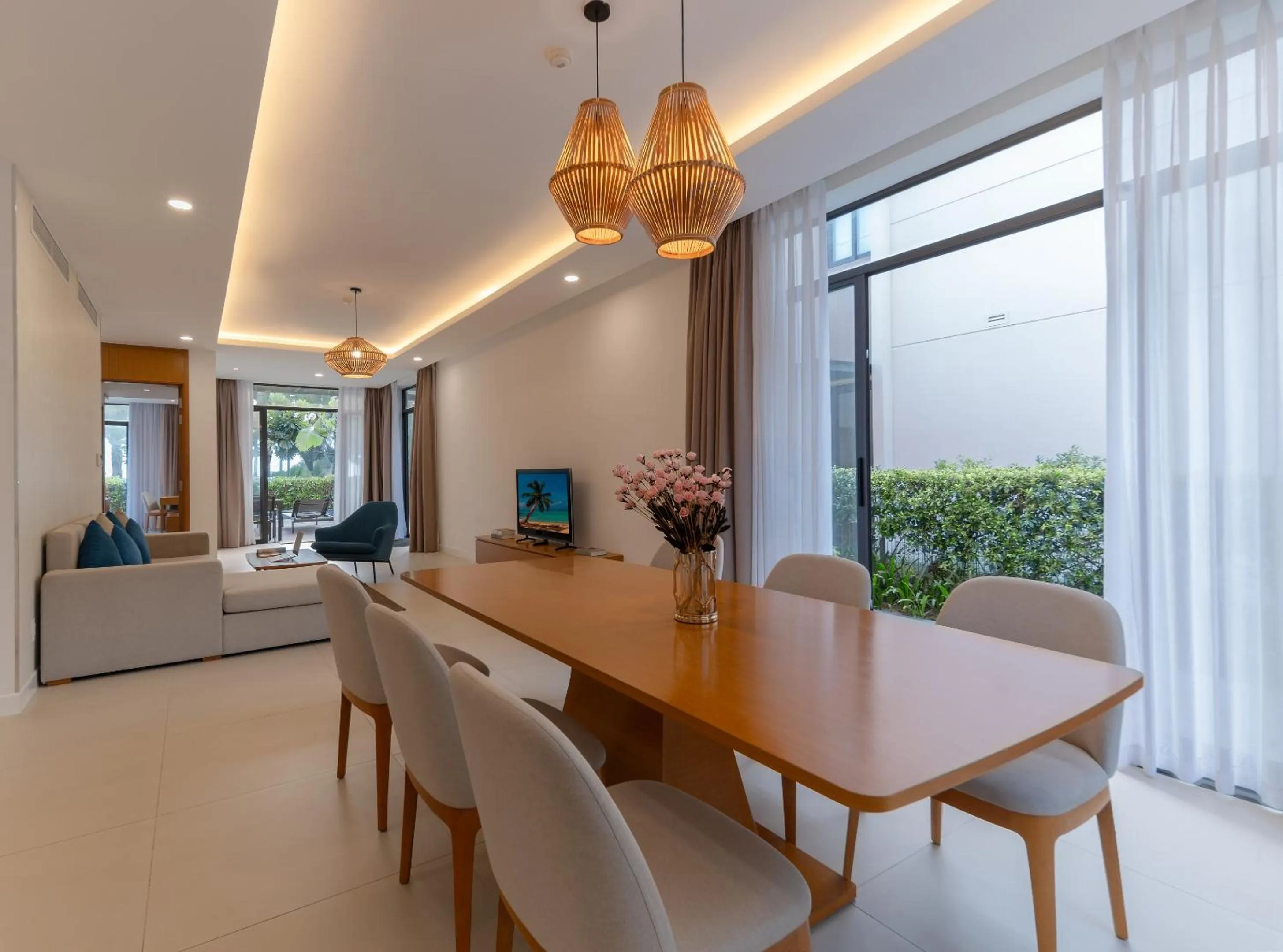 Dining area in Hese Pool Villas & Resort Cam Ranh