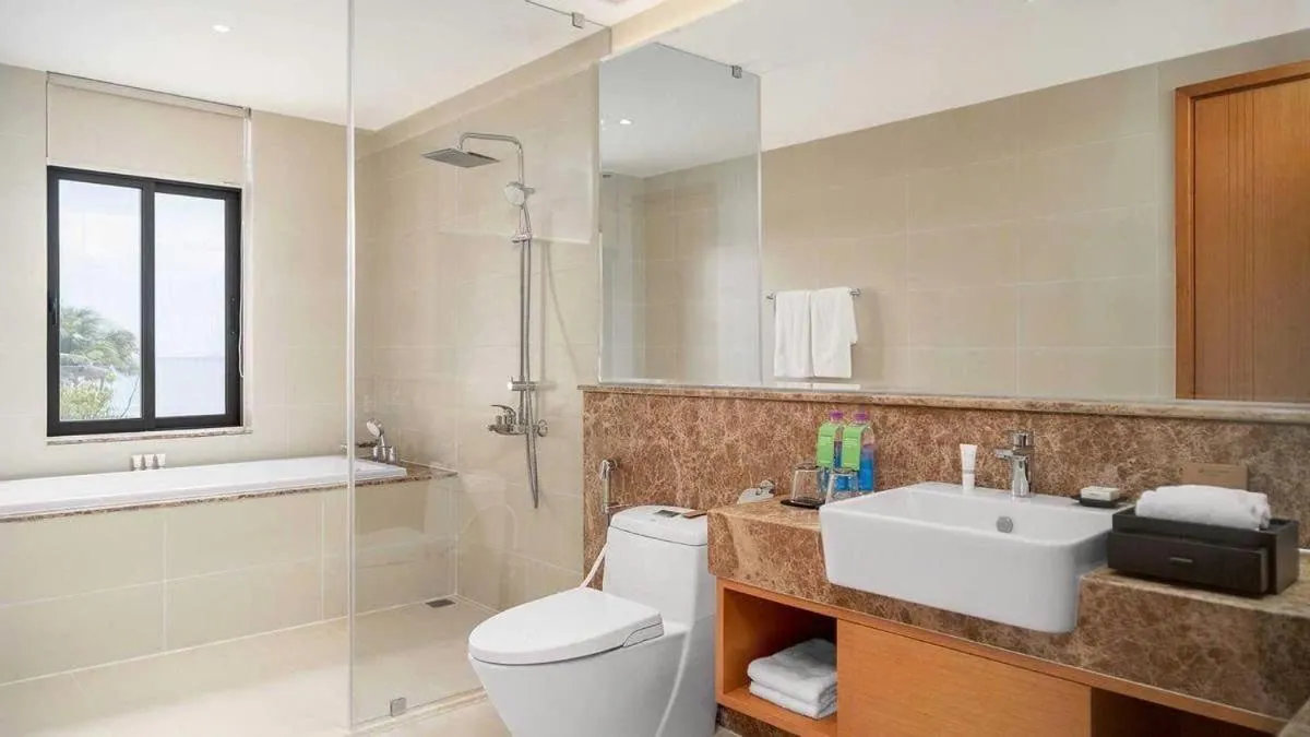Bathroom in Hese Pool Villas & Resort Cam Ranh