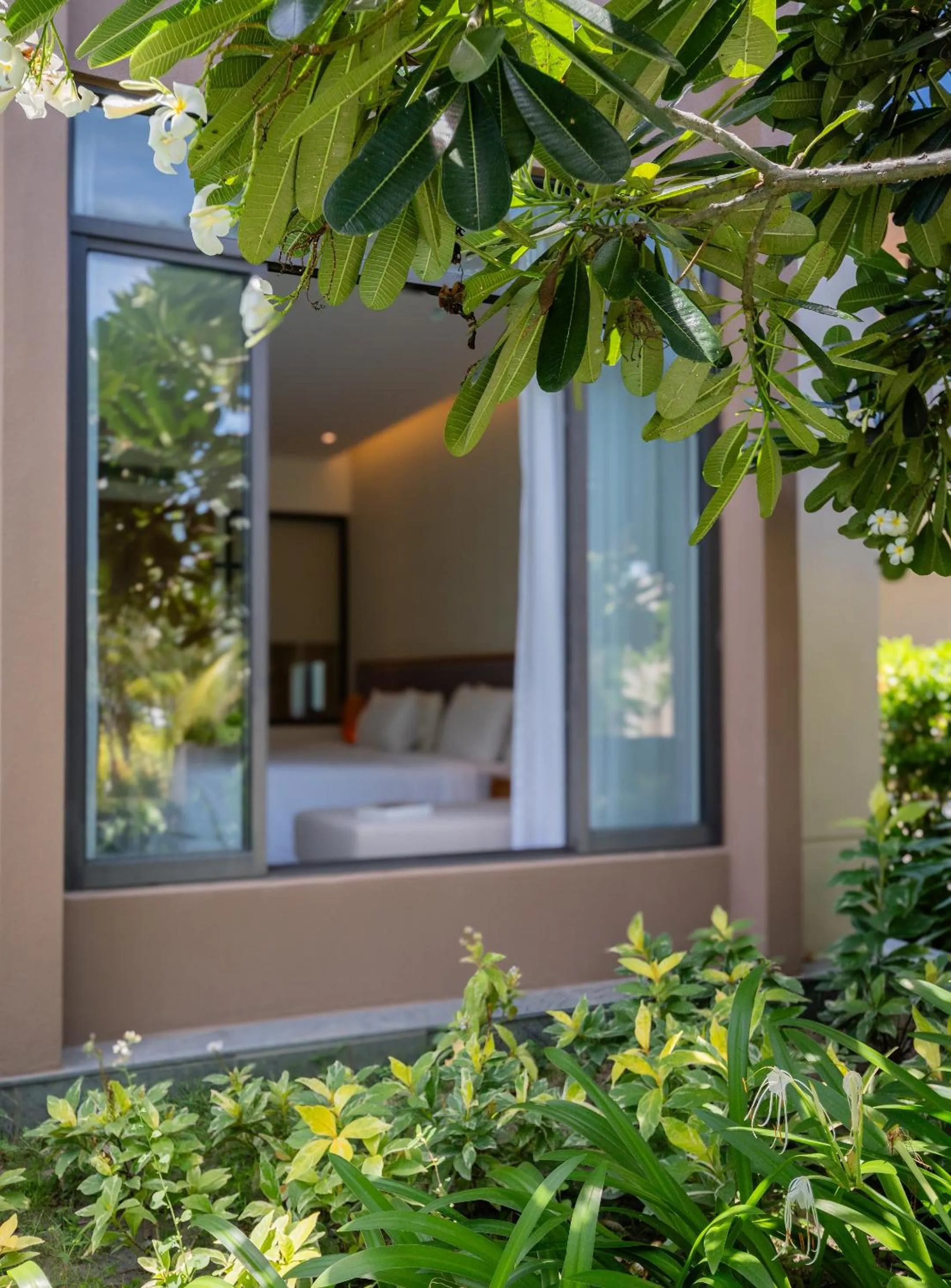 Day, Bed in Hese Pool Villas & Resort Cam Ranh