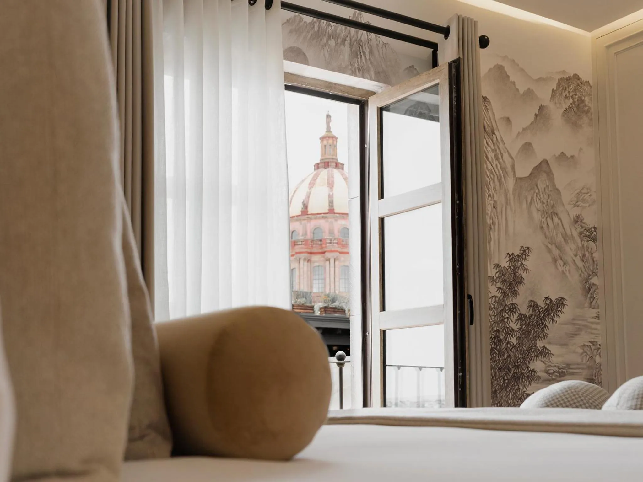 View (from property/room), Bed in Hotel Maria Camille