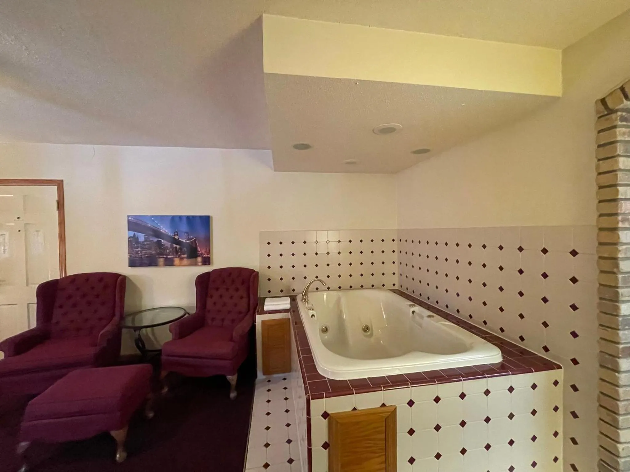 Hot Tub in St Croix Suites - St Croix Falls