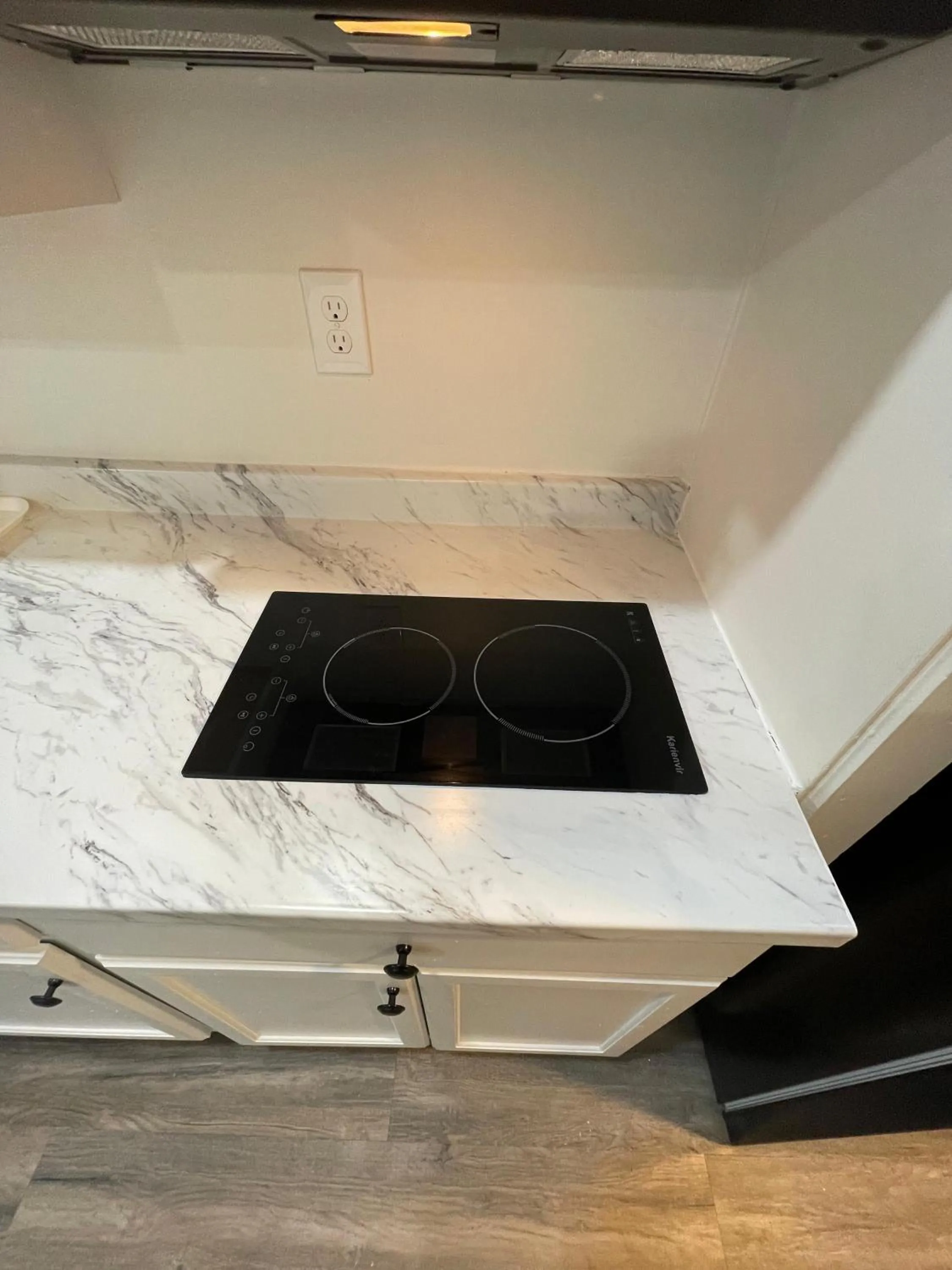 stove in St Croix Suites - St Croix Falls