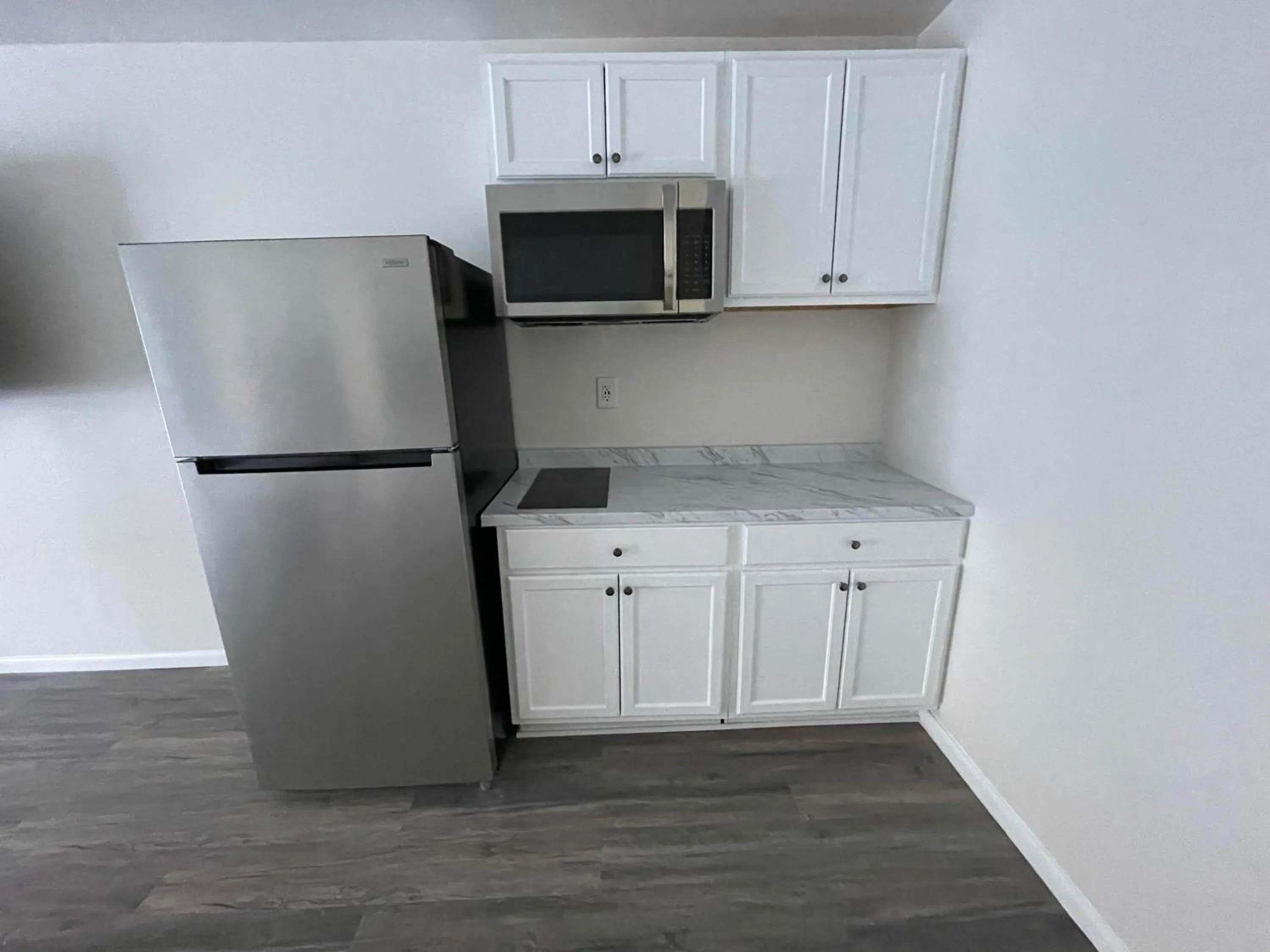 Kitchen or kitchenette in St Croix Suites - St Croix Falls