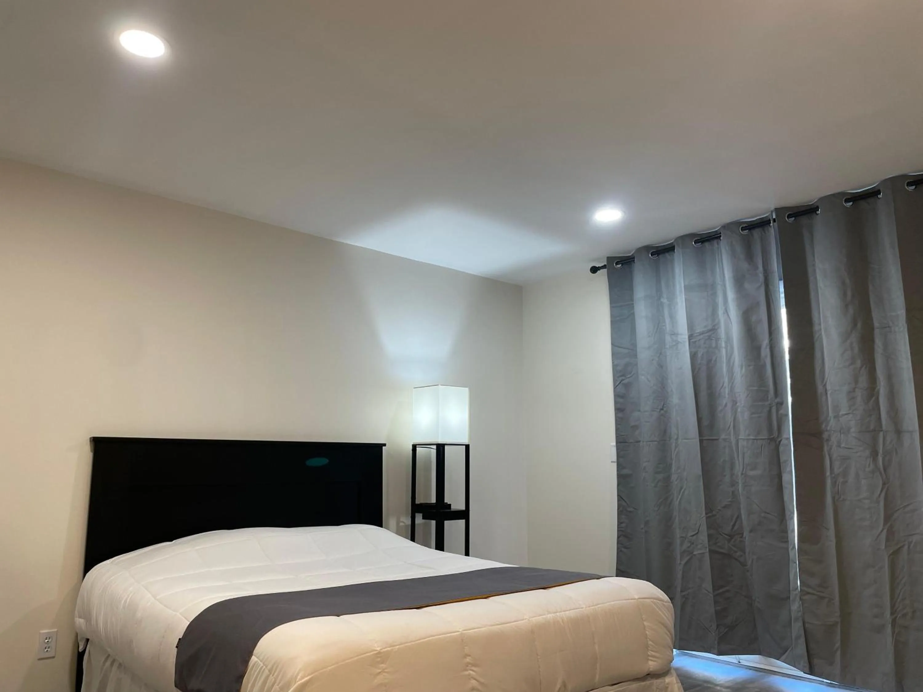 Bedroom, Bed in St Croix Suites - St Croix Falls