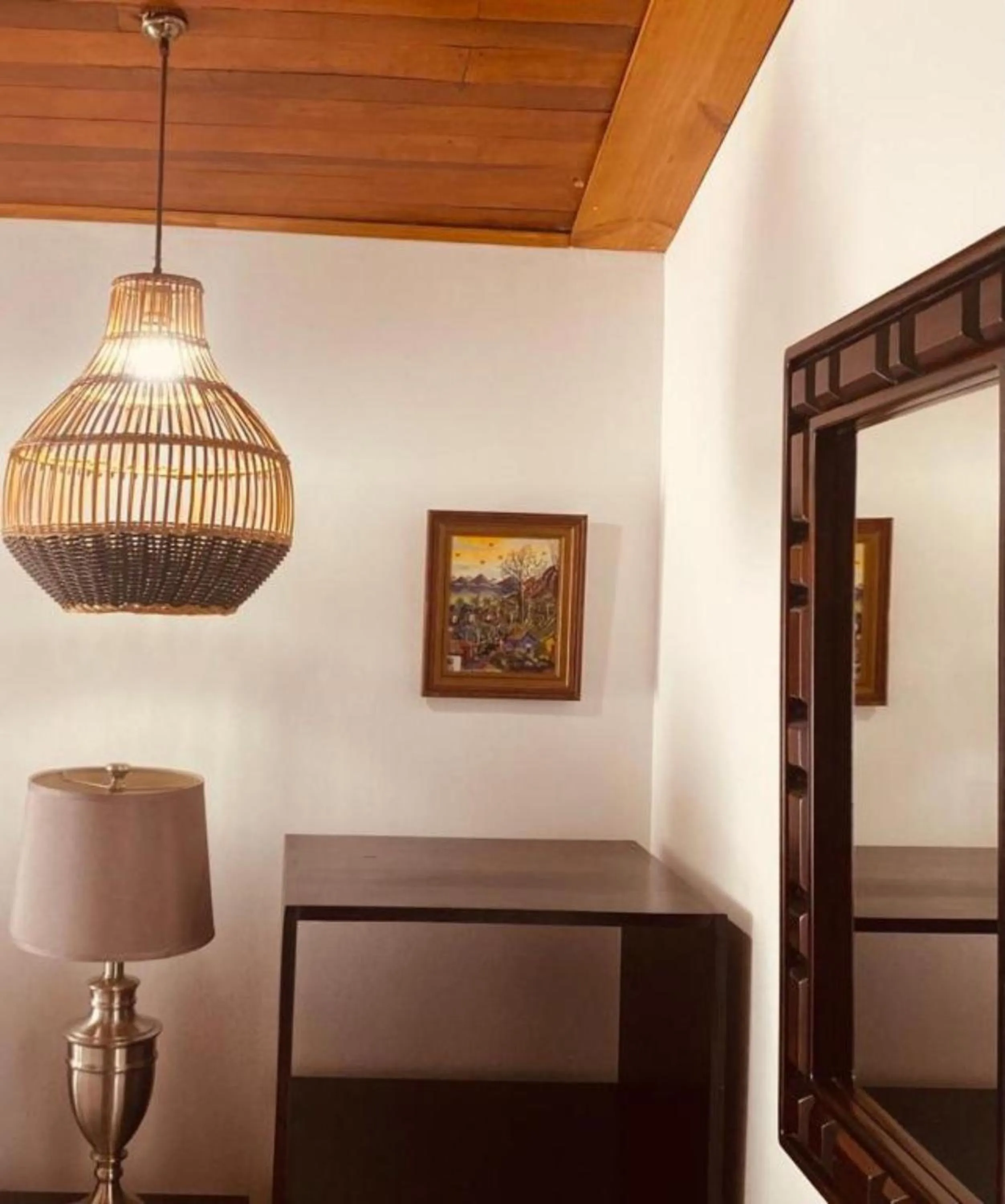 Decorative detail in La Fortuna Lodge by Treebu Hotels