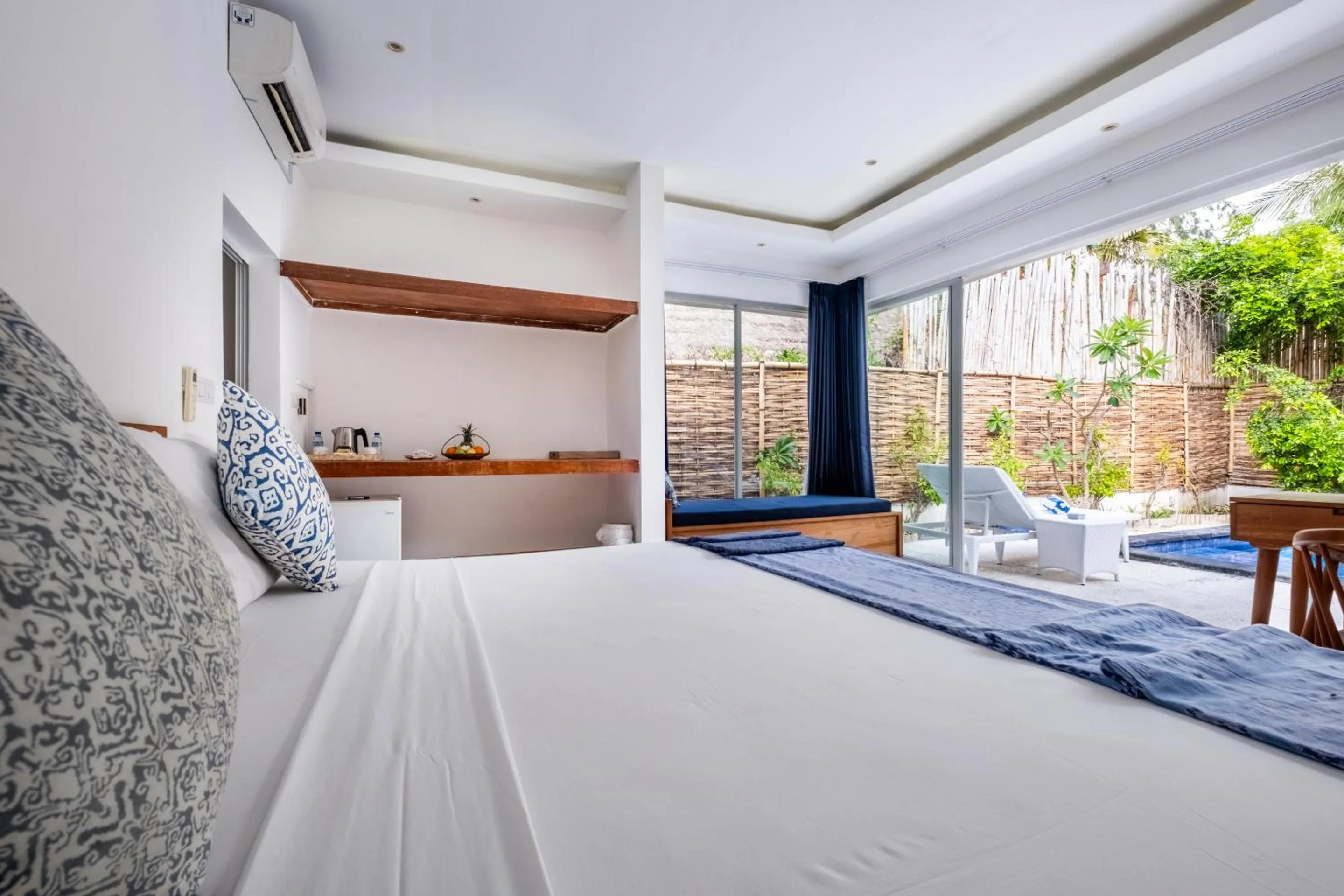 Bed in Seri Resort Gili Meno - Adults Only