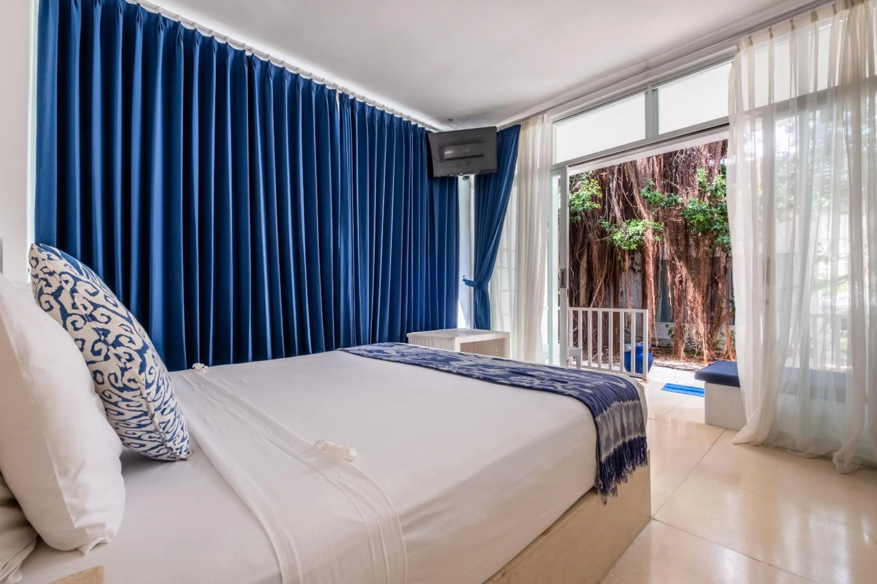 Bed in Seri Resort Gili Meno - Adults Only