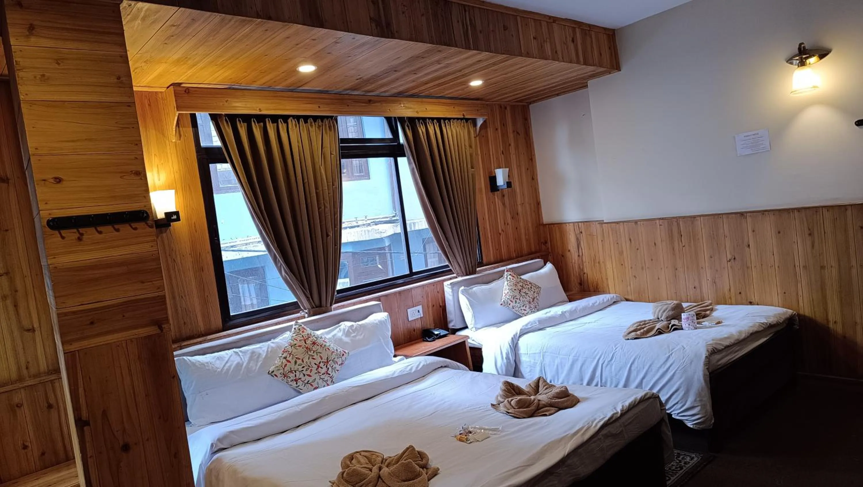 Bedroom in Hotel Golden Orchid