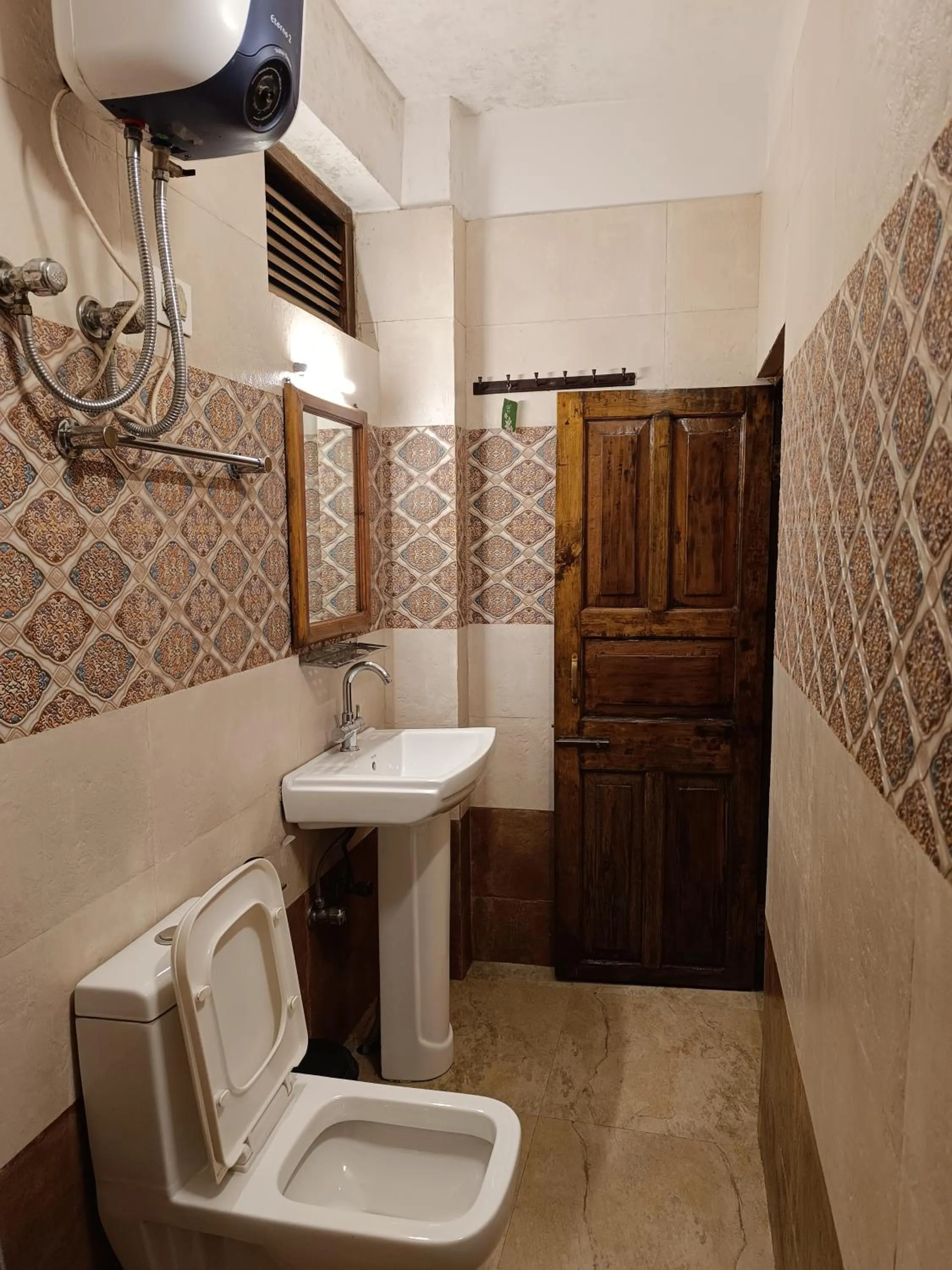 Bathroom in Hotel Golden Orchid