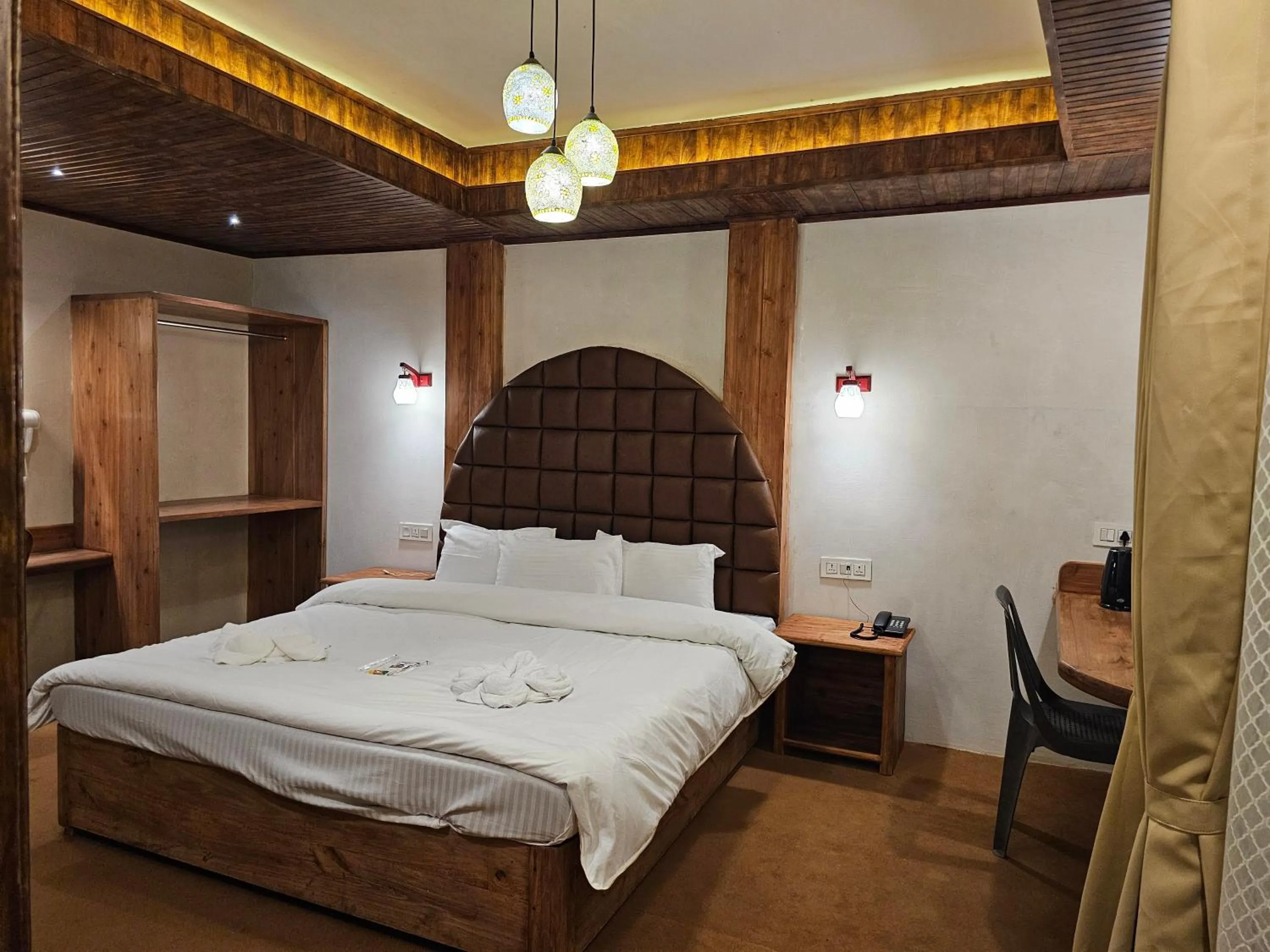 Bedroom in Hotel Golden Orchid