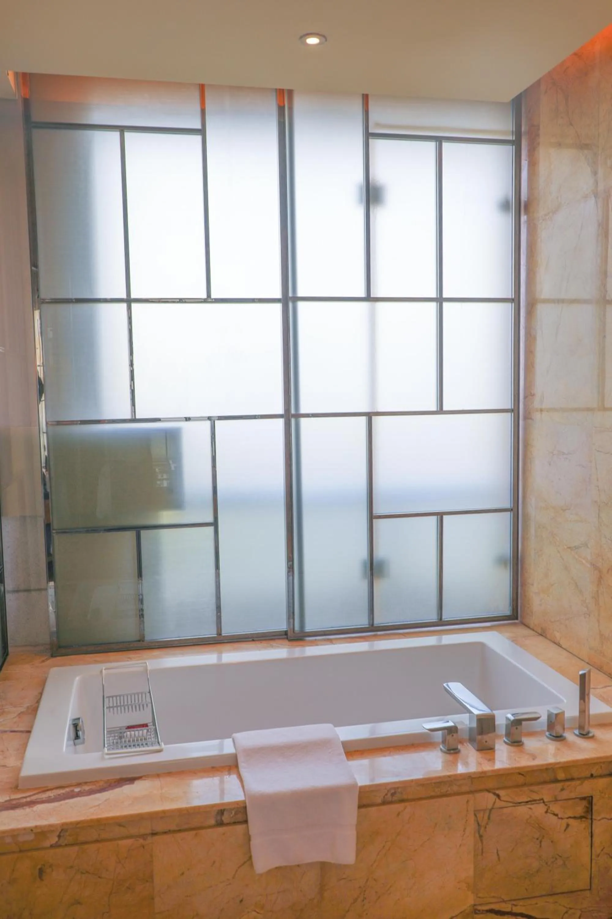 Bathroom in Haikou Marriott Hotel