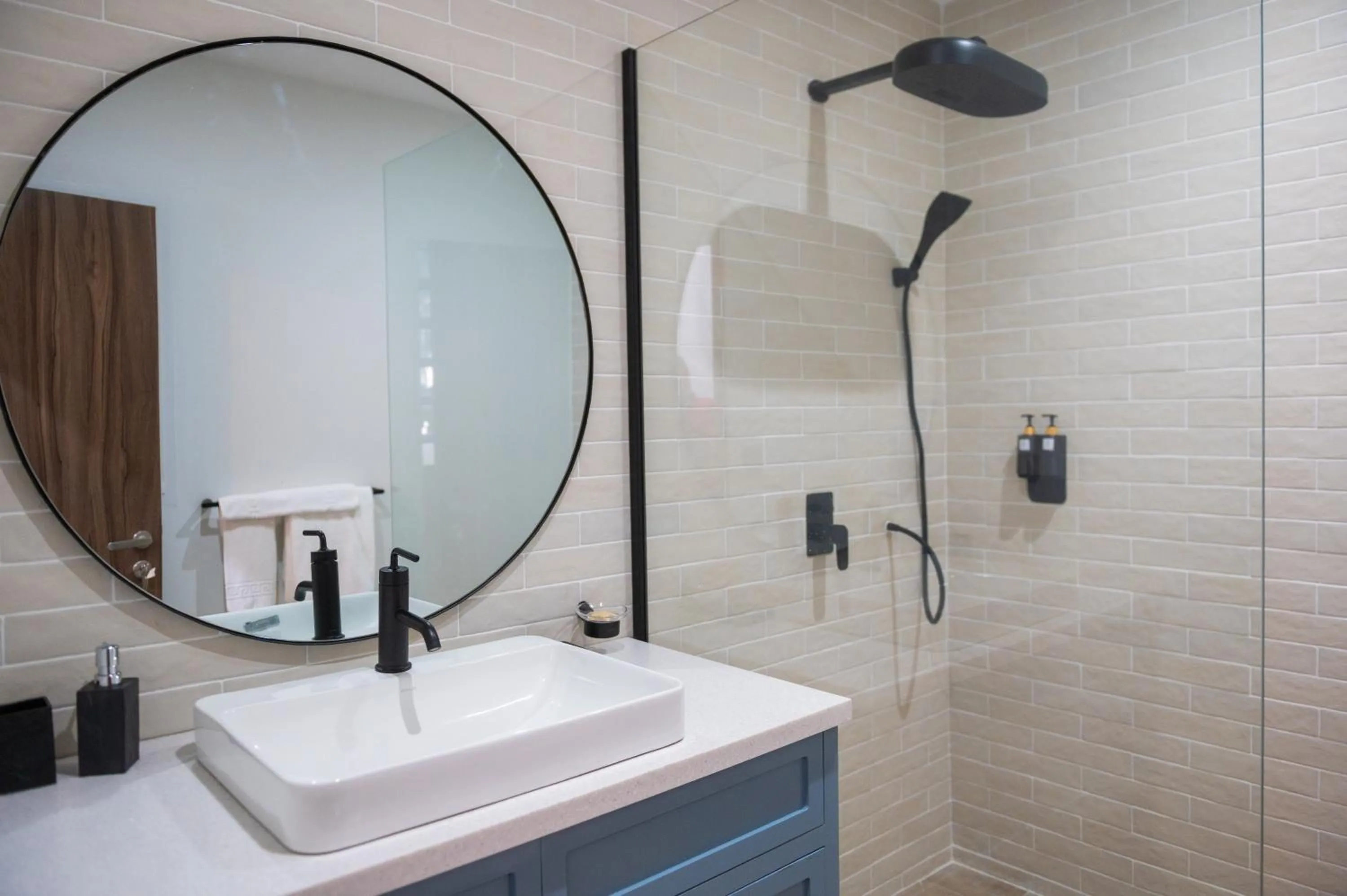 Bathroom in Mantis Soanambo Hotel And Spa