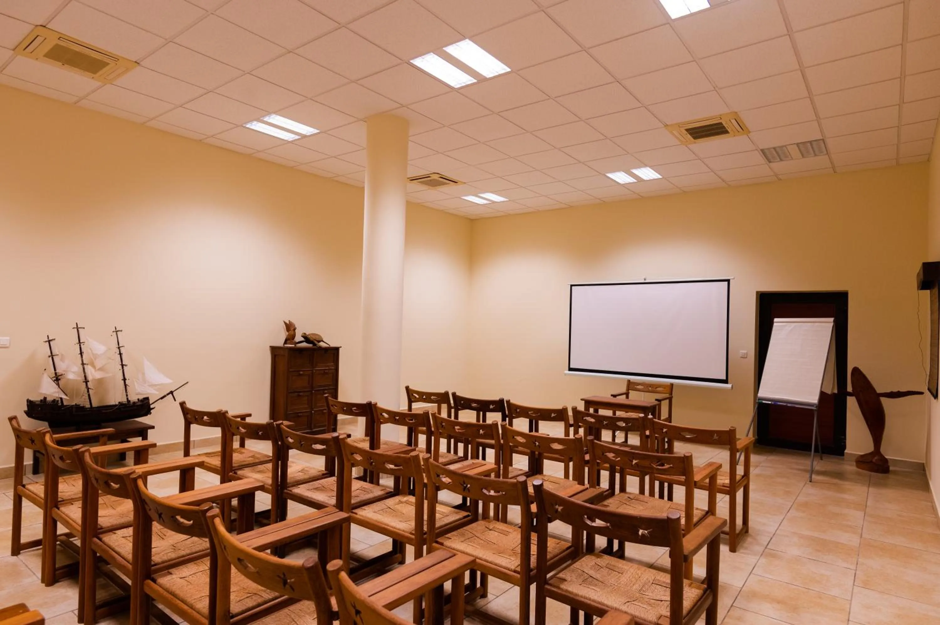 Meeting/conference room in Mantis Soanambo Hotel And Spa