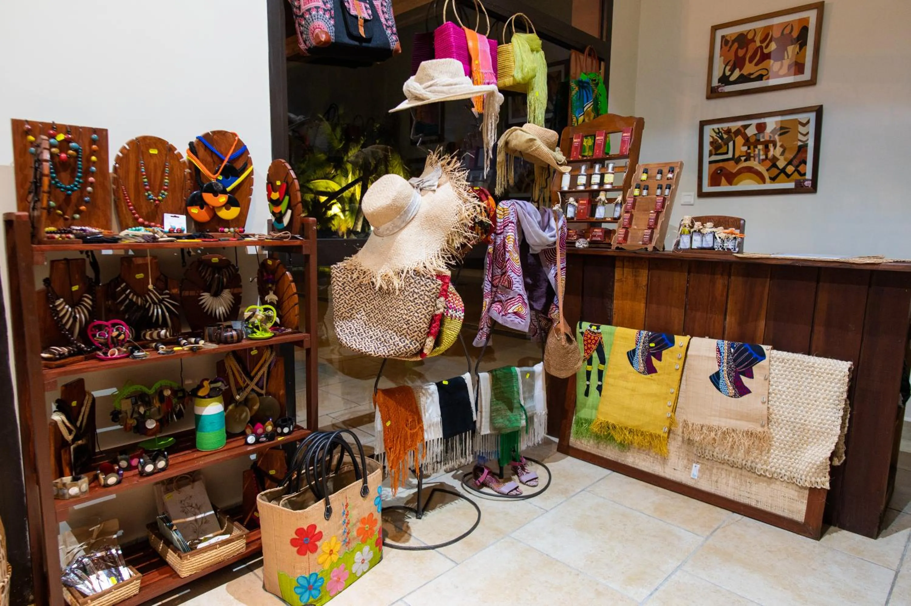 On-site shops in Mantis Soanambo Hotel And Spa