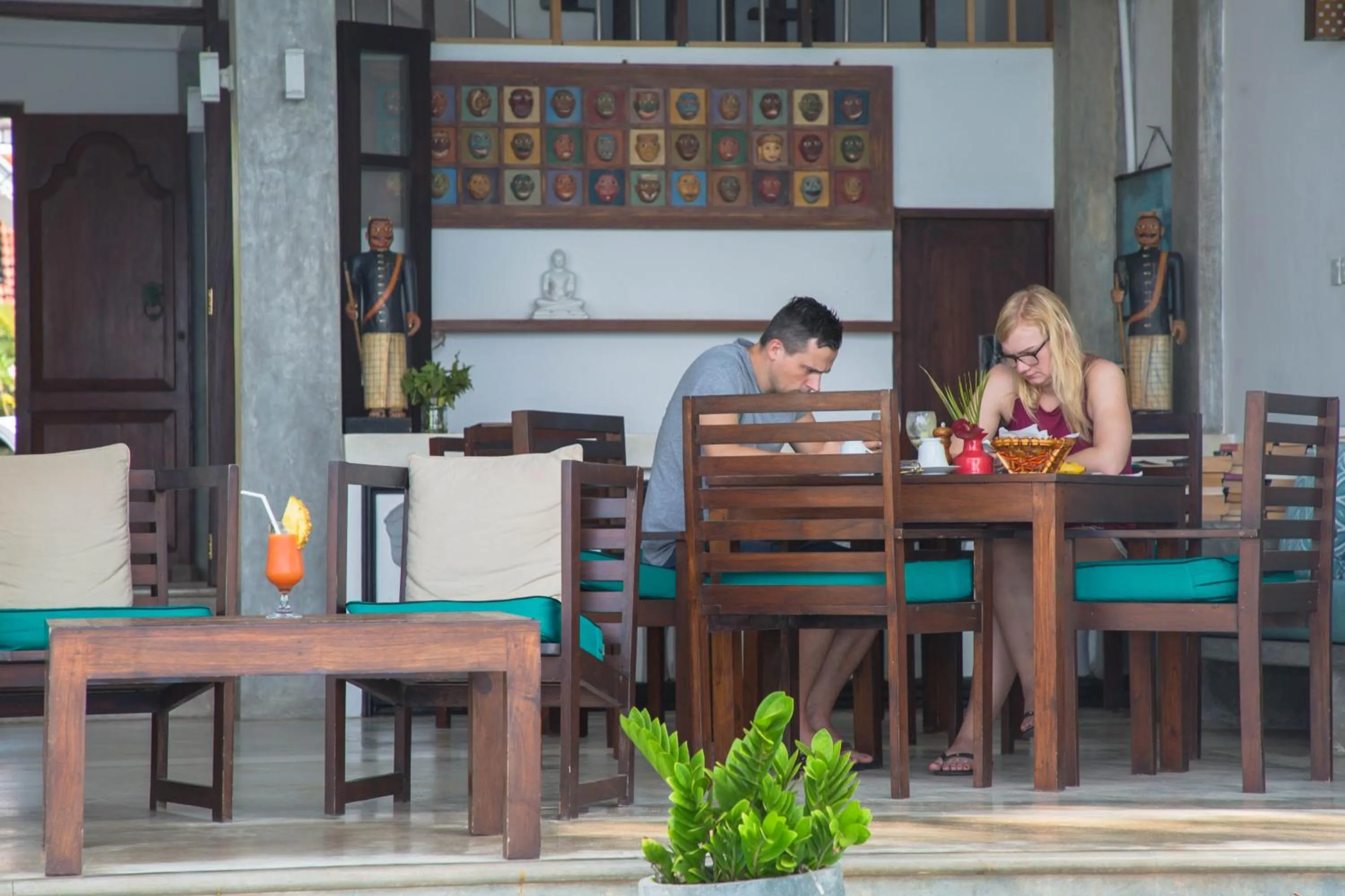 Lounge or bar in Sea World Boutique Hotel