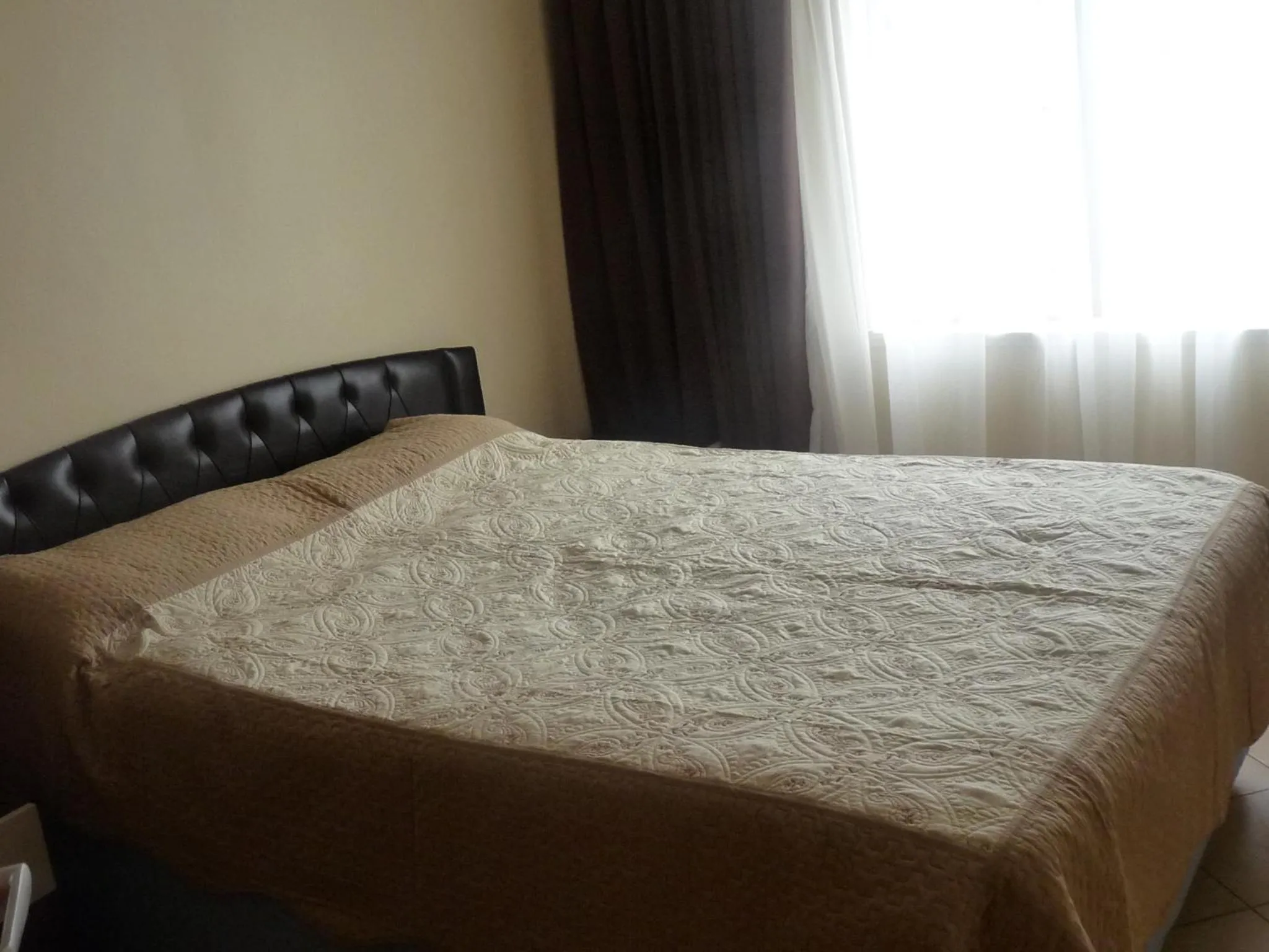 Bed in Norfolk Towers Serviced Apartment -Nairobi, City Centre CBD