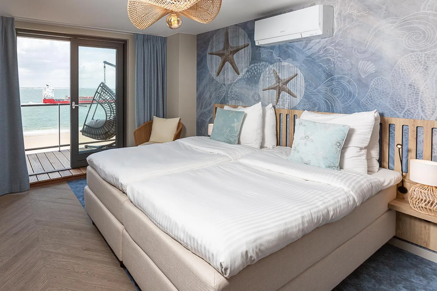 Bed in Beachfront Boutiquehotel