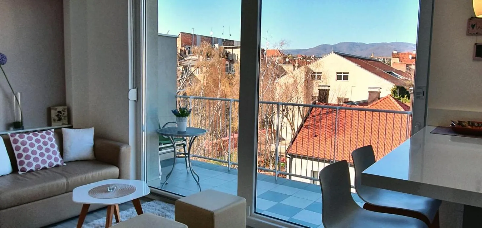 Bellevue Apartment