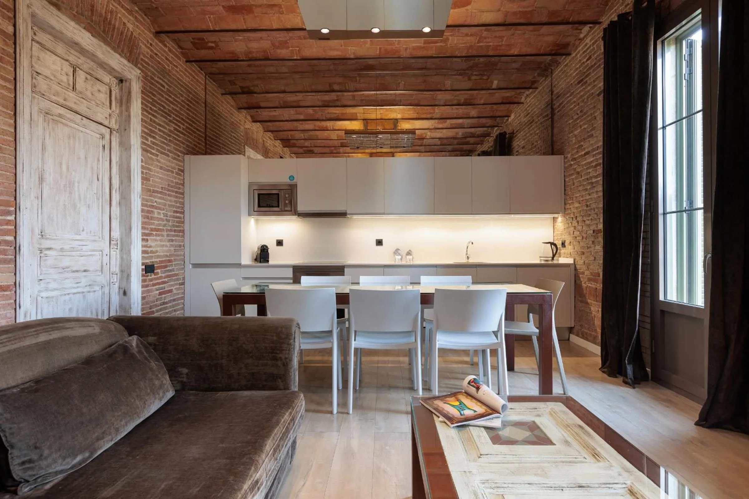 Enjoybcn Miro Apartments