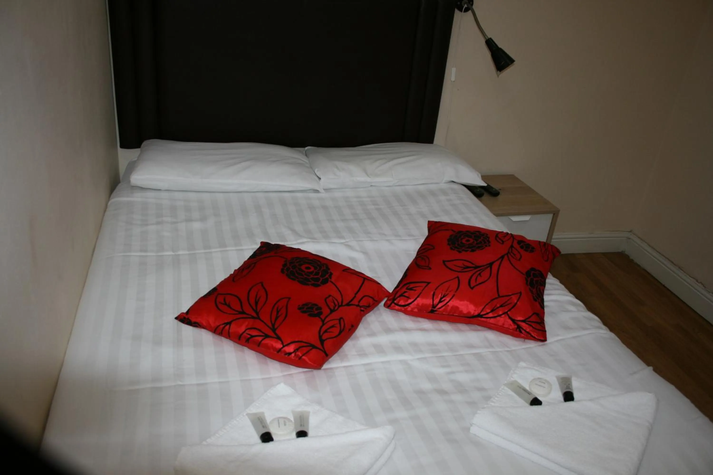 Bed in Marble Arch Flats