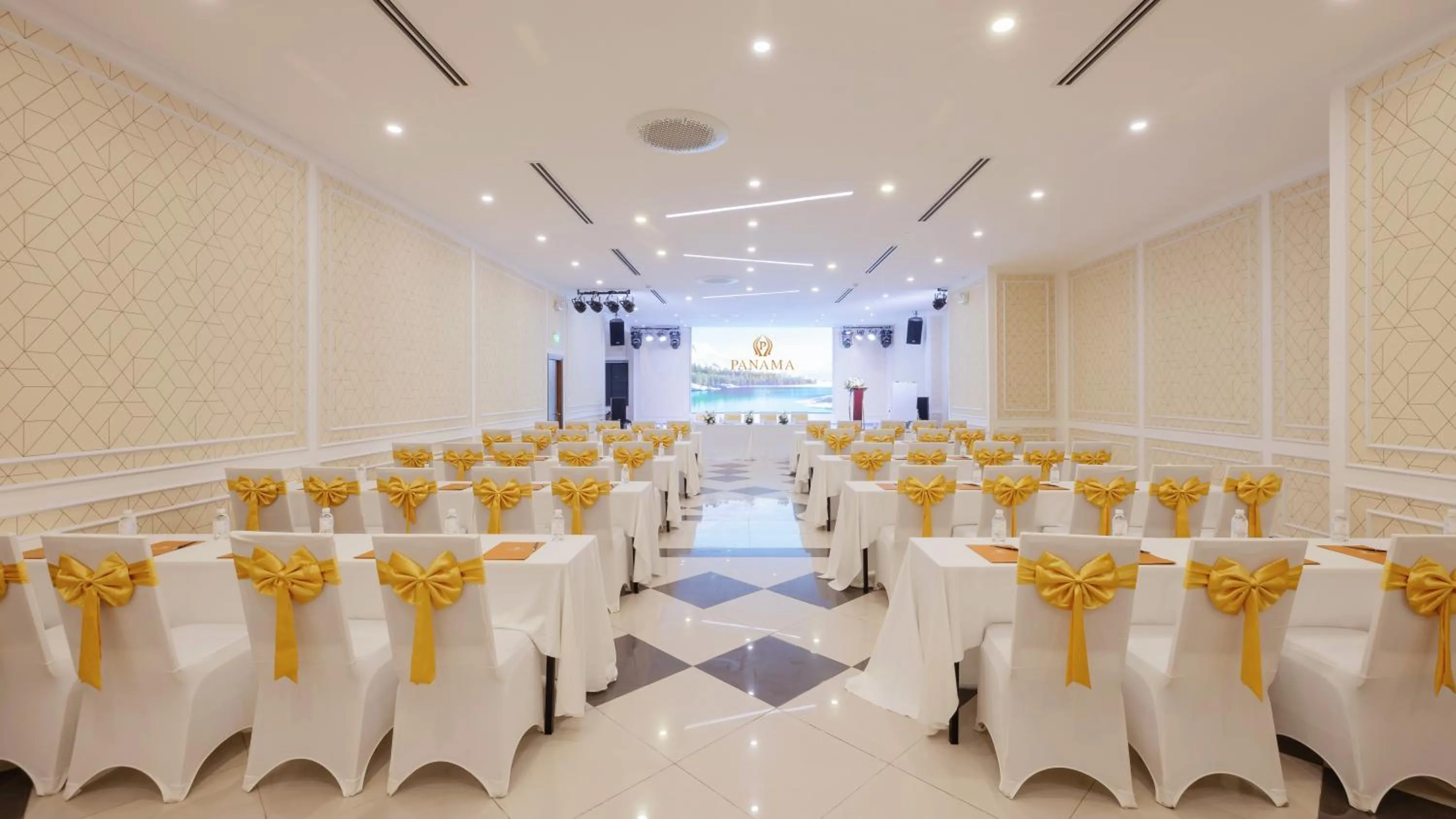 Meeting/conference room in PANAMA Nha Trang Hotel