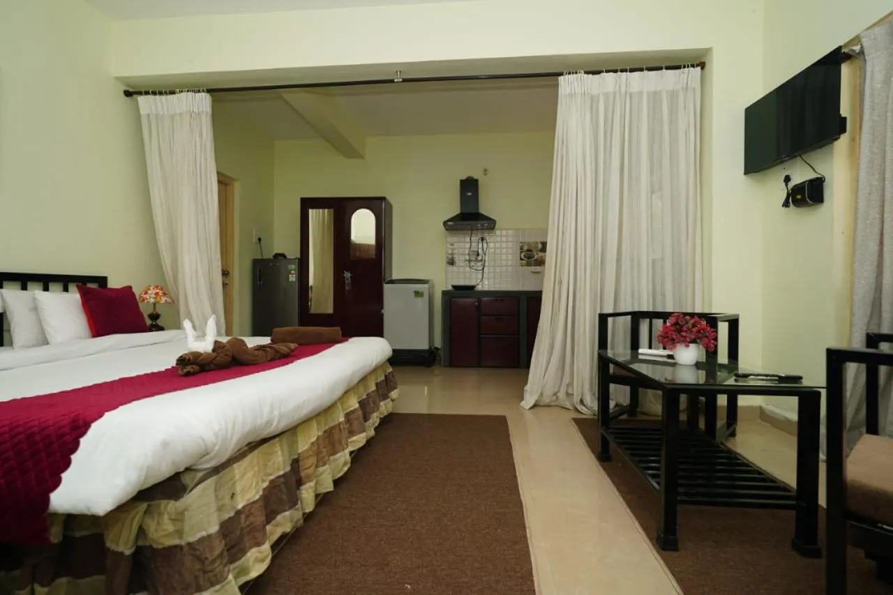 Bed in Four Seasons Guesthouse