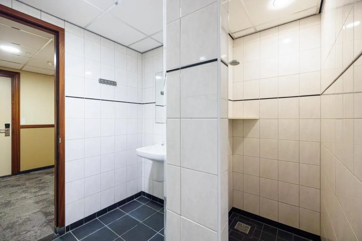 Shower in Hotel Frans op den Bult