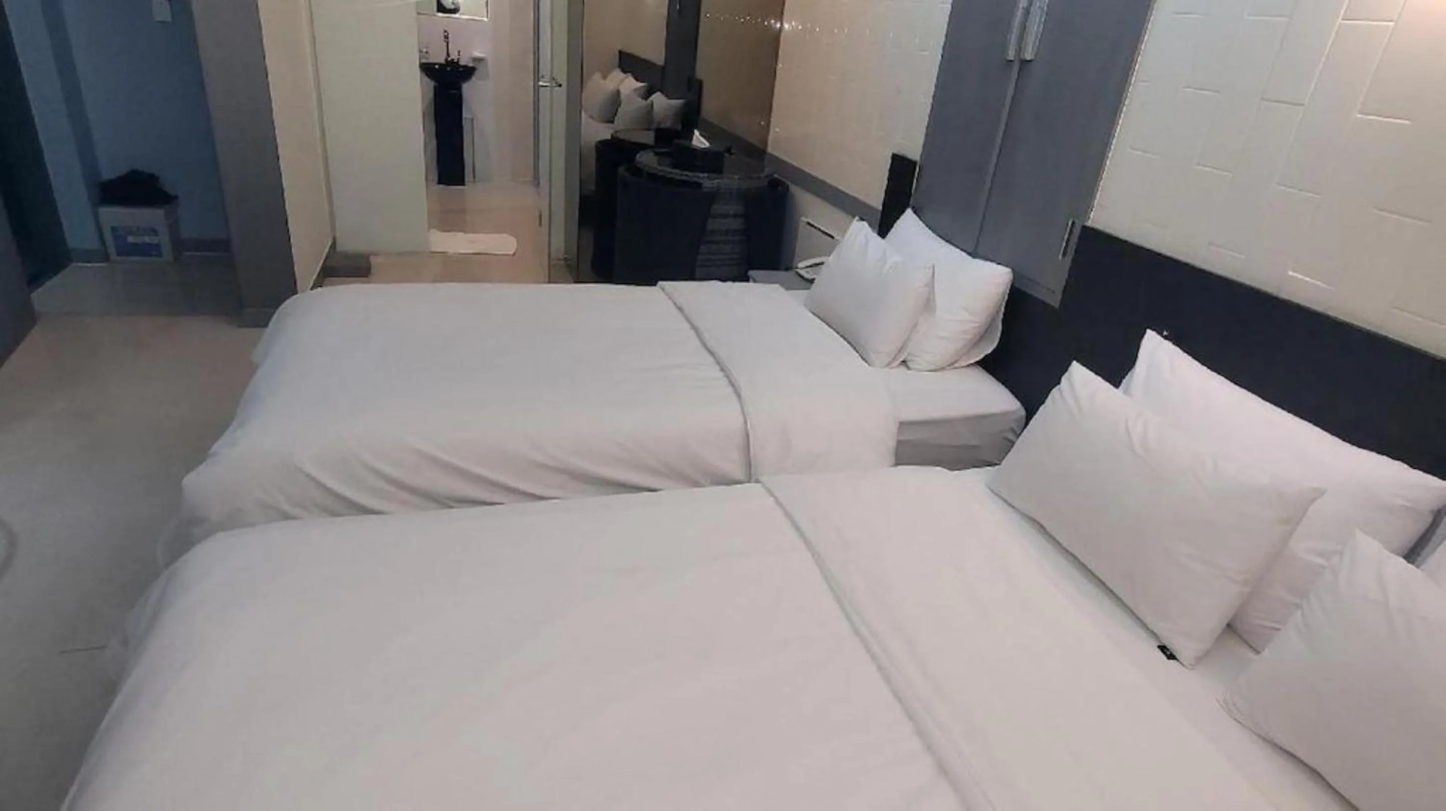 Bedroom, Bed in Shinchon Y Hotel